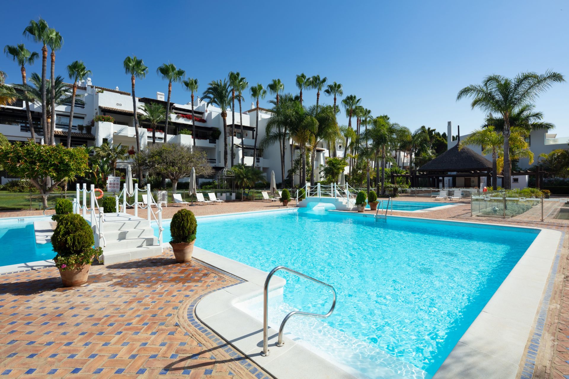 Duplex Penthouse for sale in Marina de Puente Romano, Marbella Golden Mile, Marbella