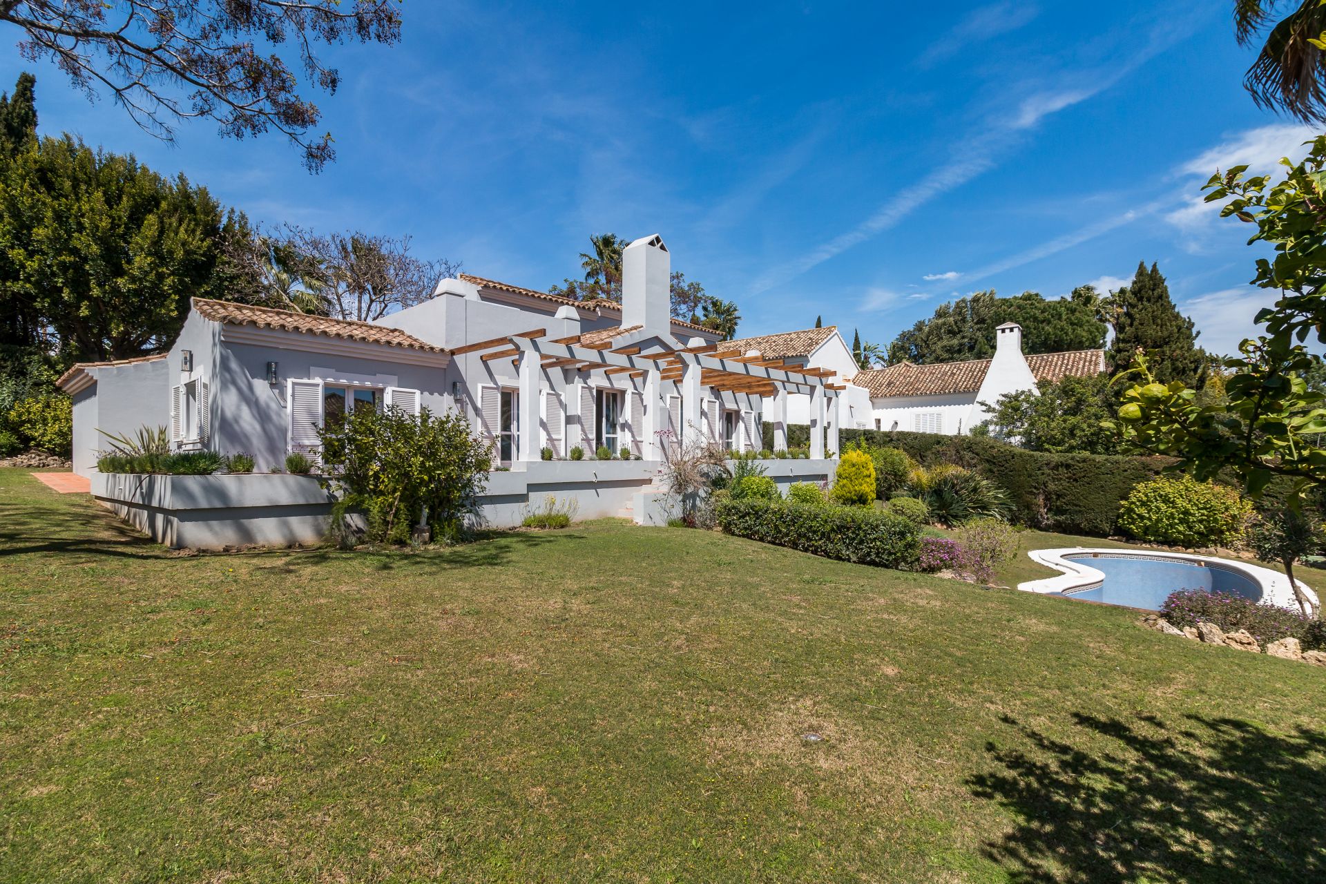 Fabulous property in Sotogrande alto villa with sea view
