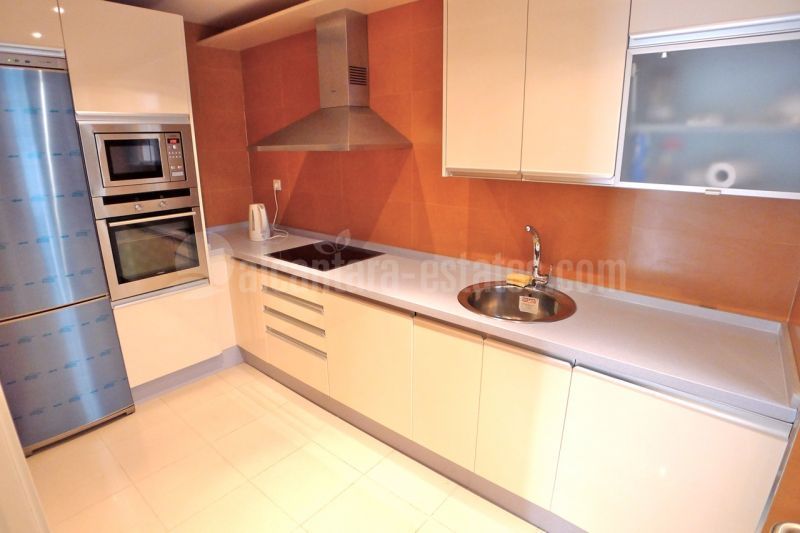 Development in Azalea Beach, Marbella
