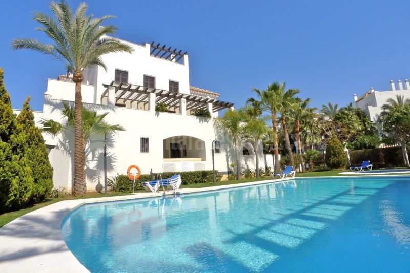 Development in Azalea Beach, Marbella
