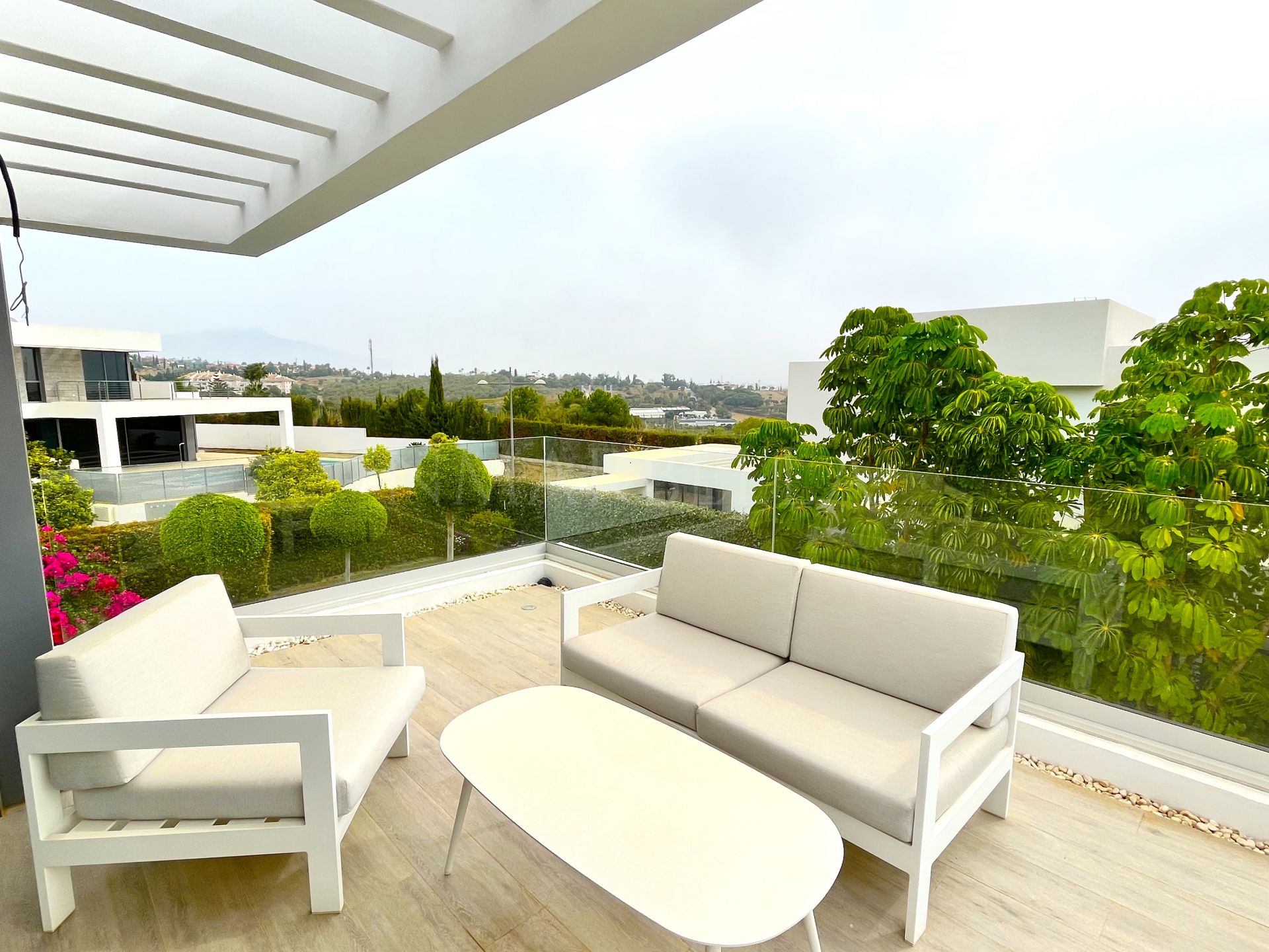 New modern villa for sale in Cancelada New Golden Mile