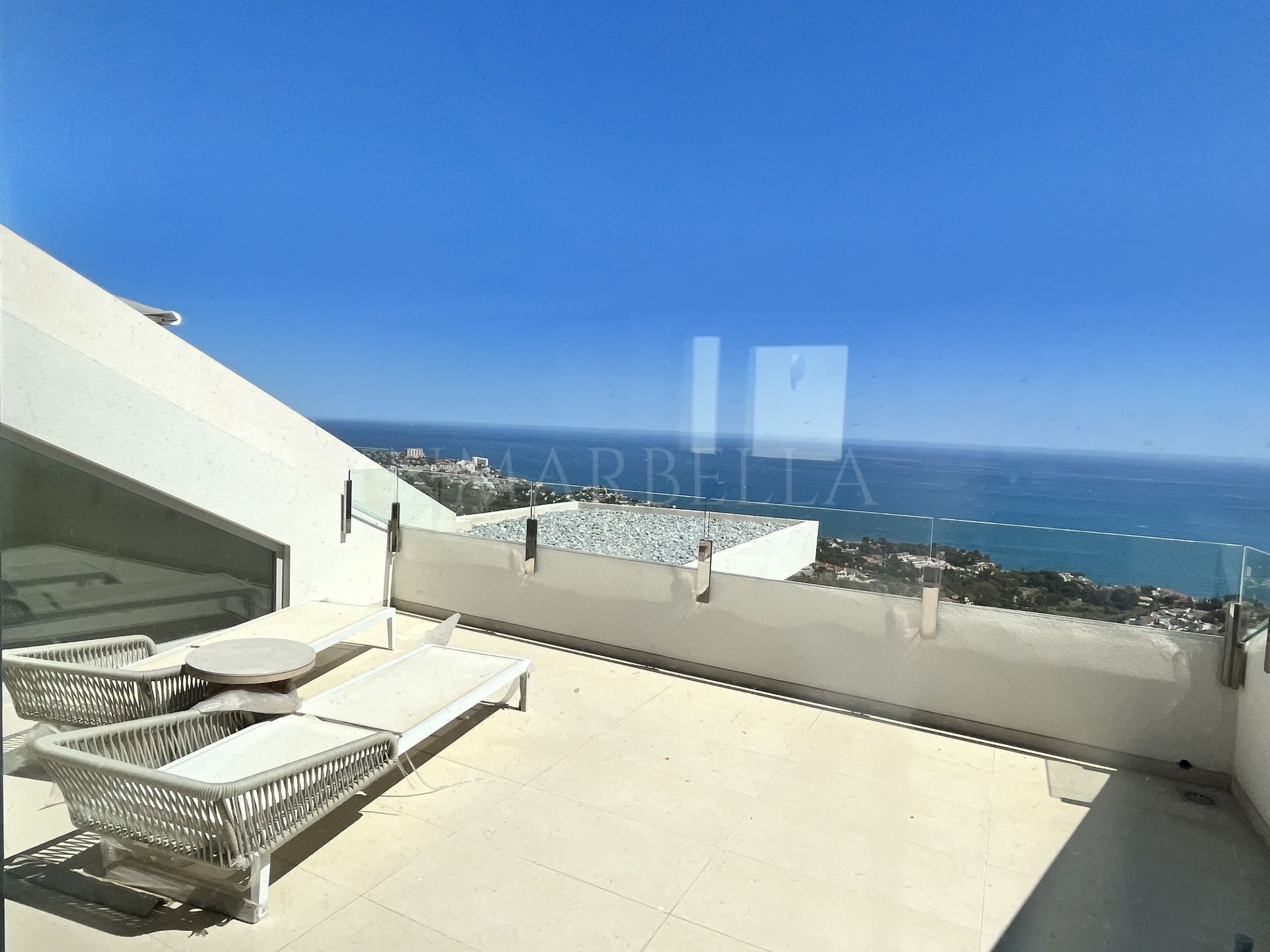 New penthouse duplex for sale in Benalmadena with panoramic sea views