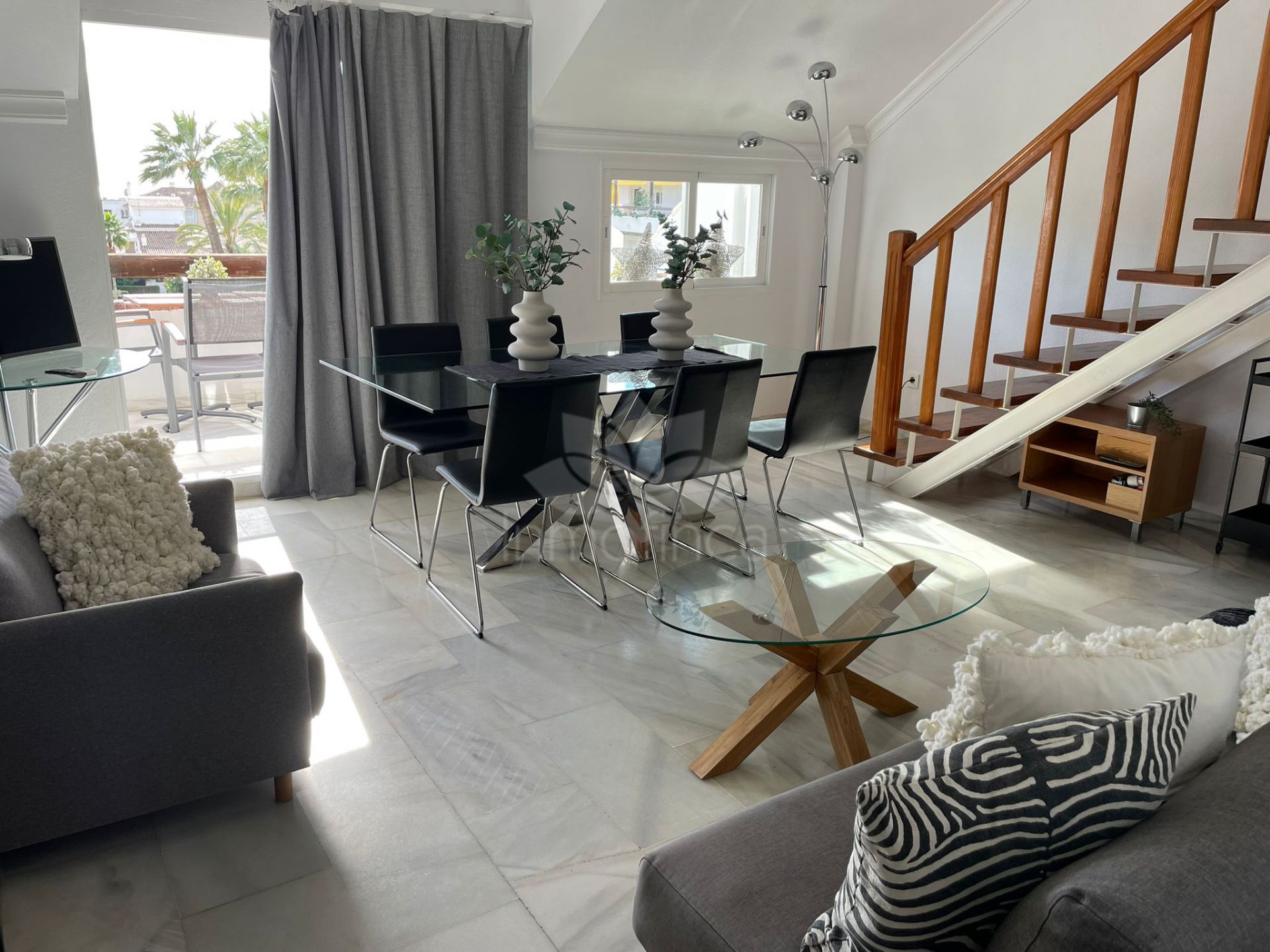 Atico Duplex en La Carolina, Marbella