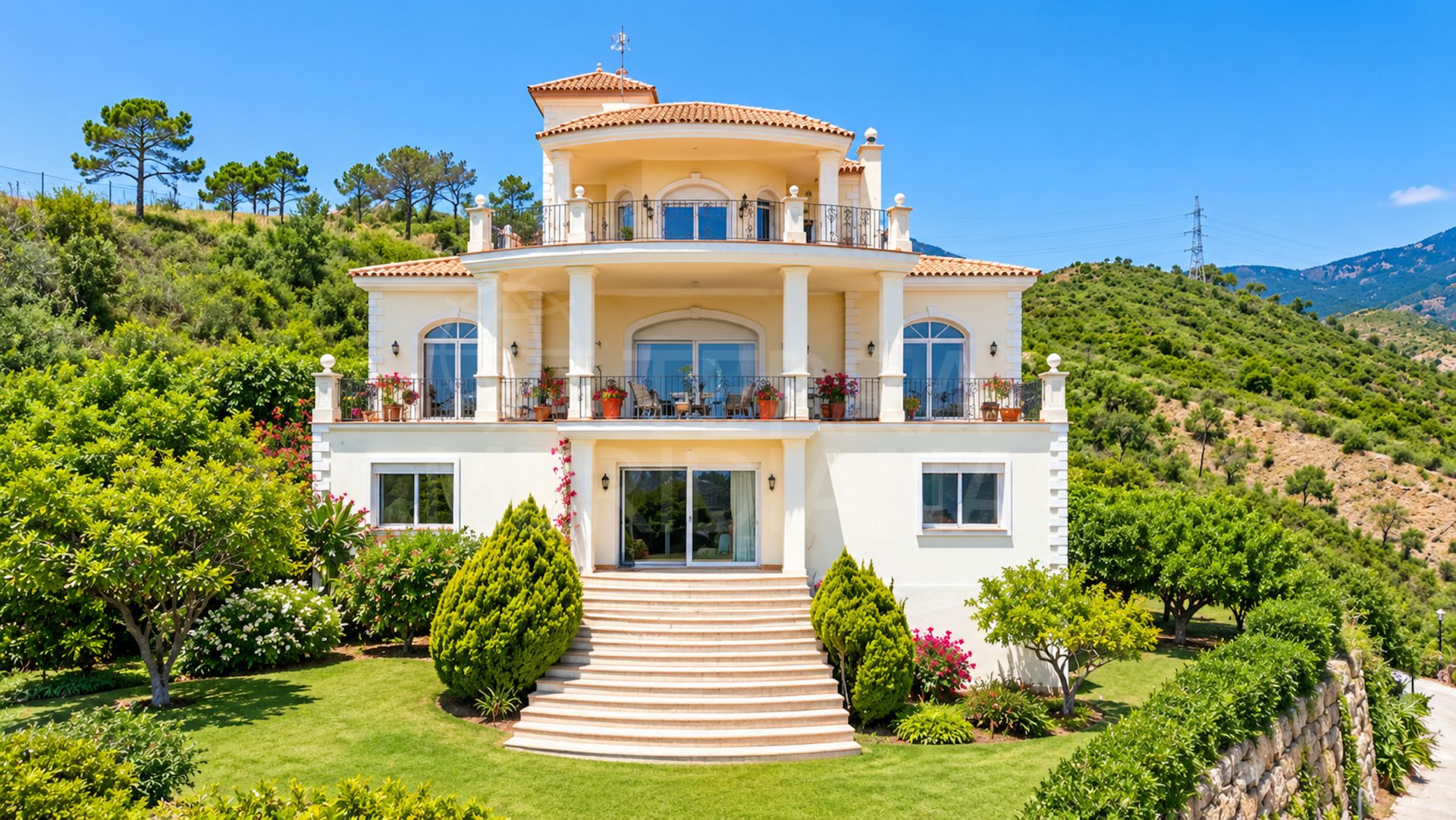 Villa in Estepona
