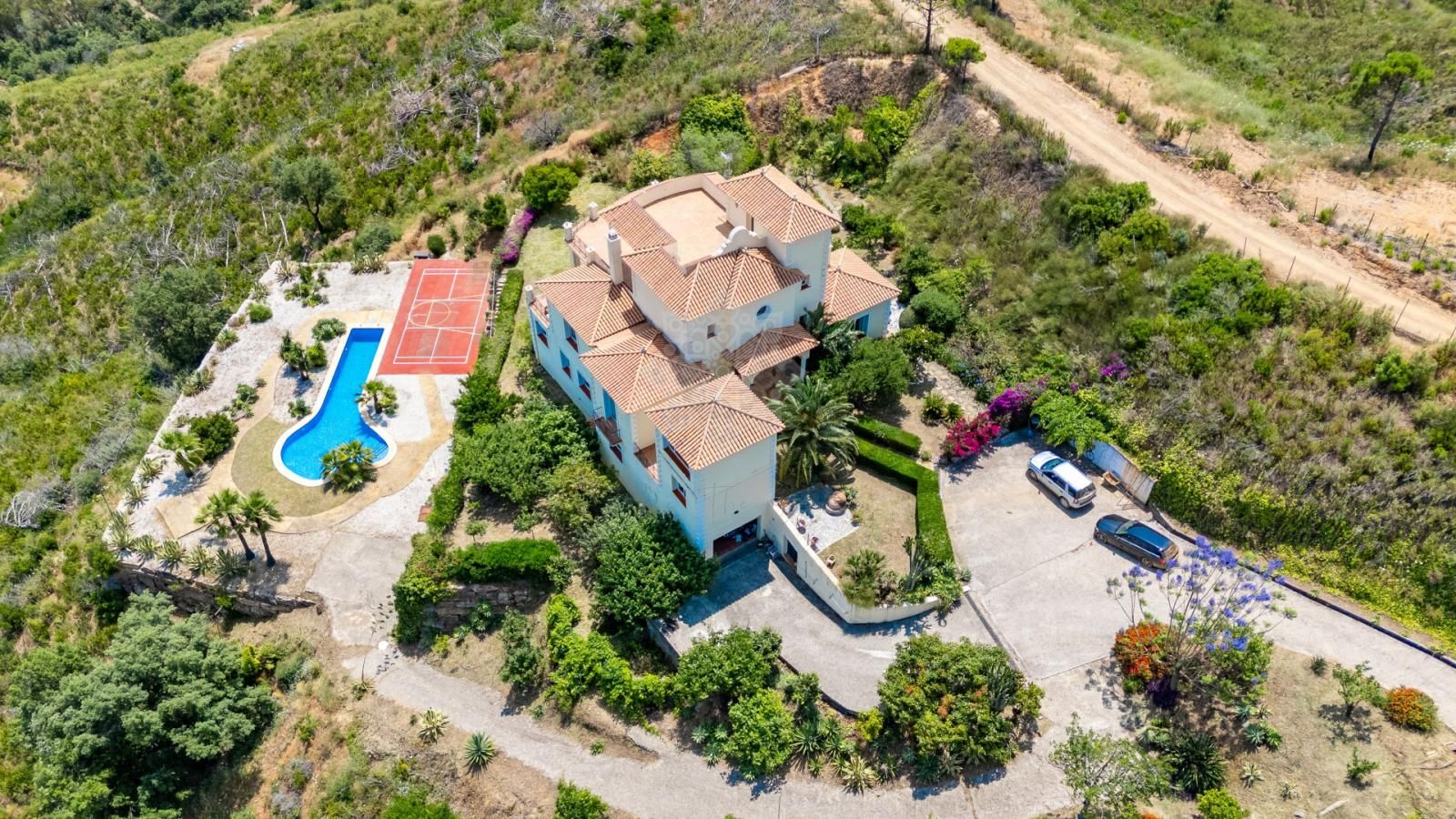 Villa in Estepona