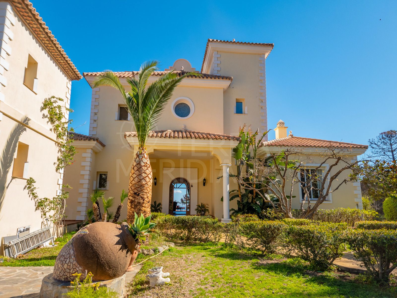 Villa in Estepona