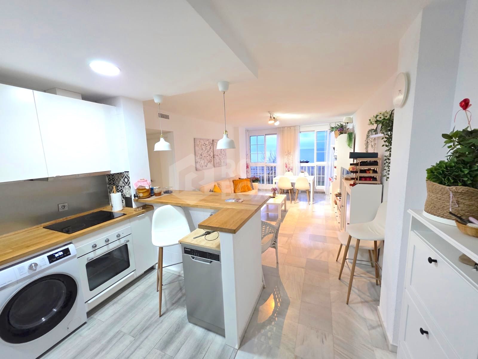 Exclusive Seafront Apartment with Stunning Sea Views for sale In Sabinillas