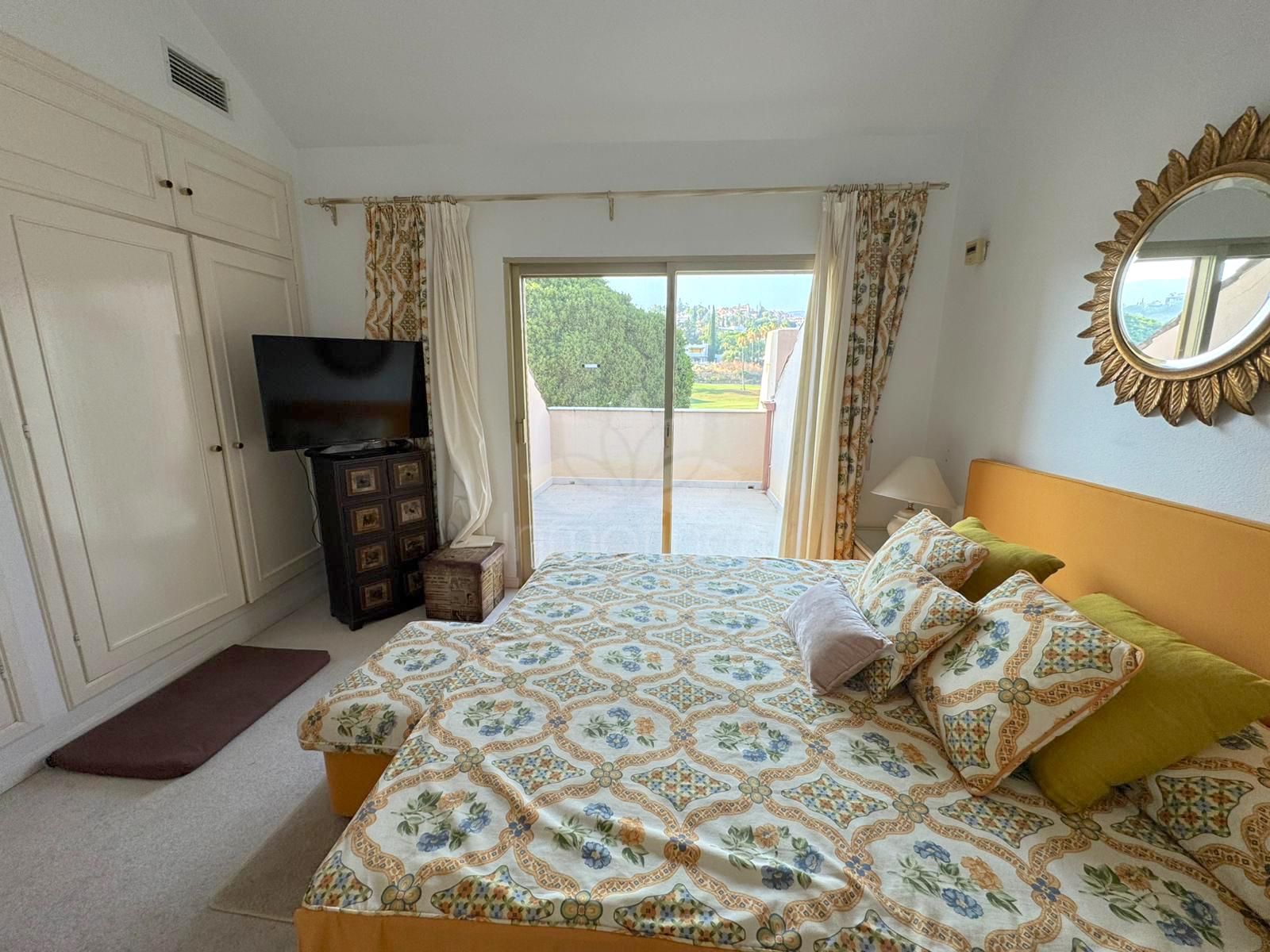 Duplex in Country Club Las Brisas, Marbella