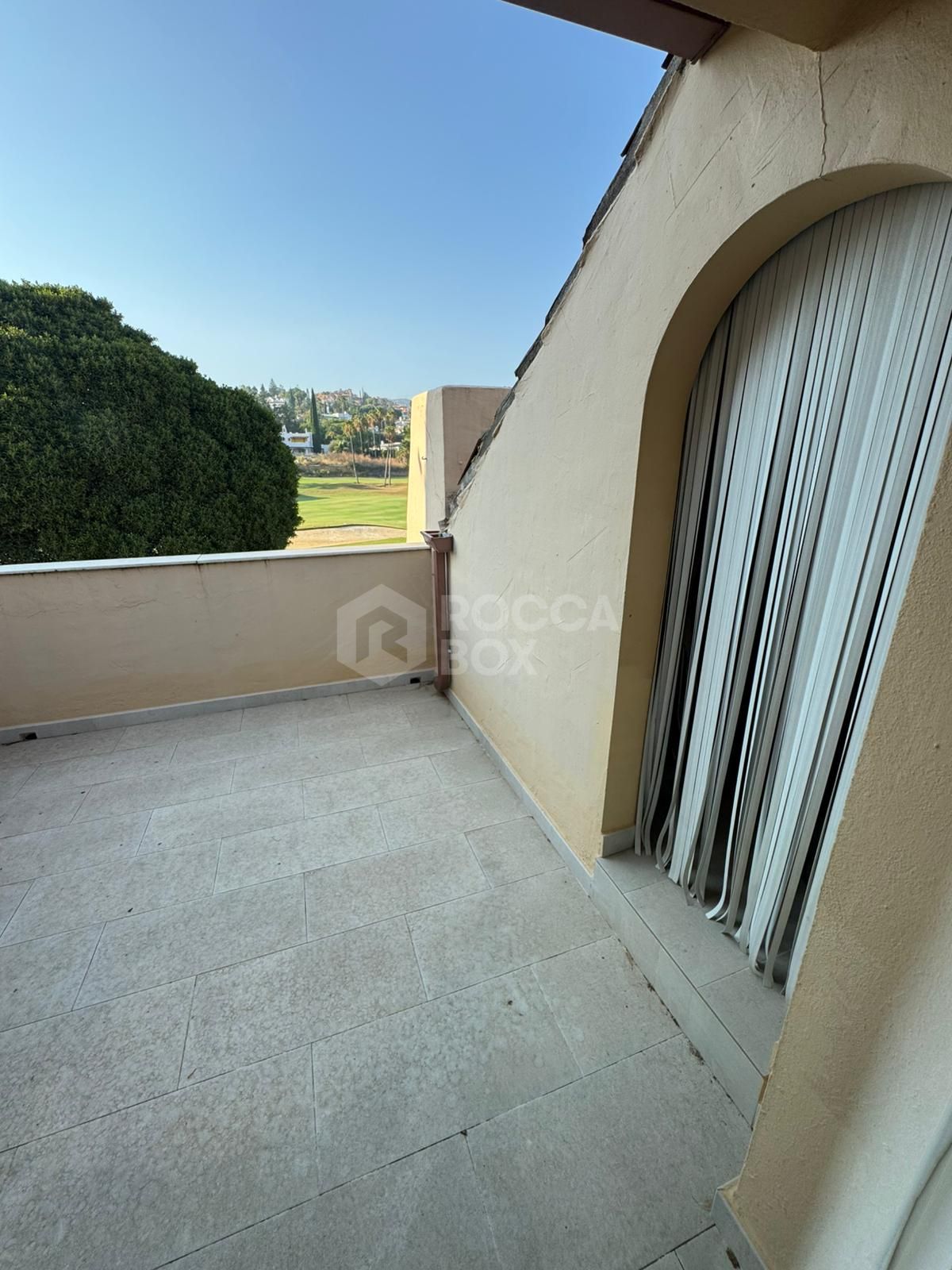 Duplex for sale in Las Brisas Country Club Nueva Andalucia