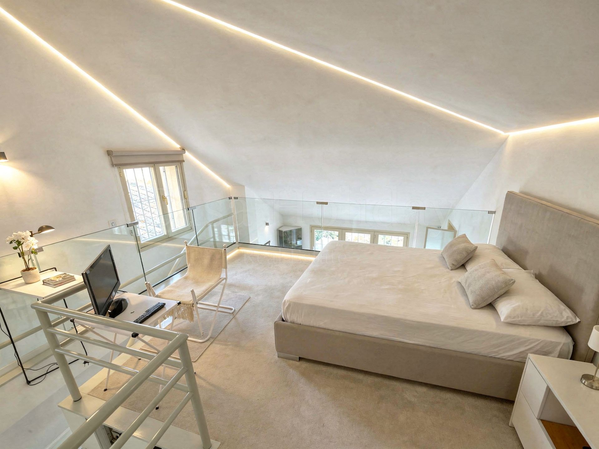 Duplex in Country Club Las Brisas, Marbella