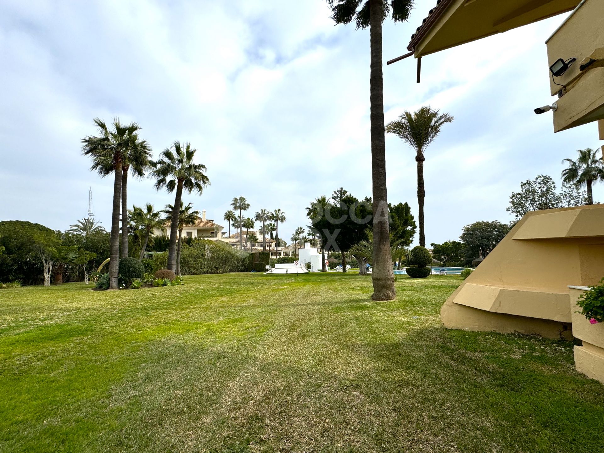 Duplex for sale in Las Brisas Country Club Nueva Andalucia