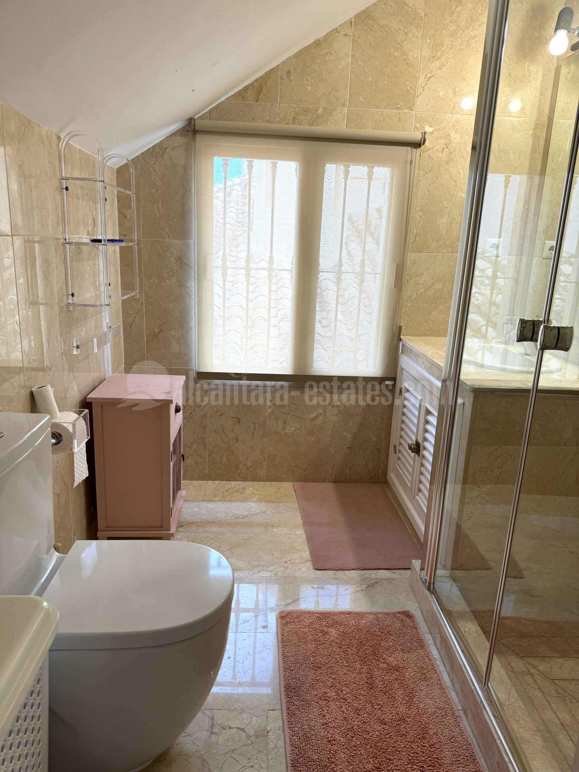 Duplex en Country Club Las Brisas, Marbella