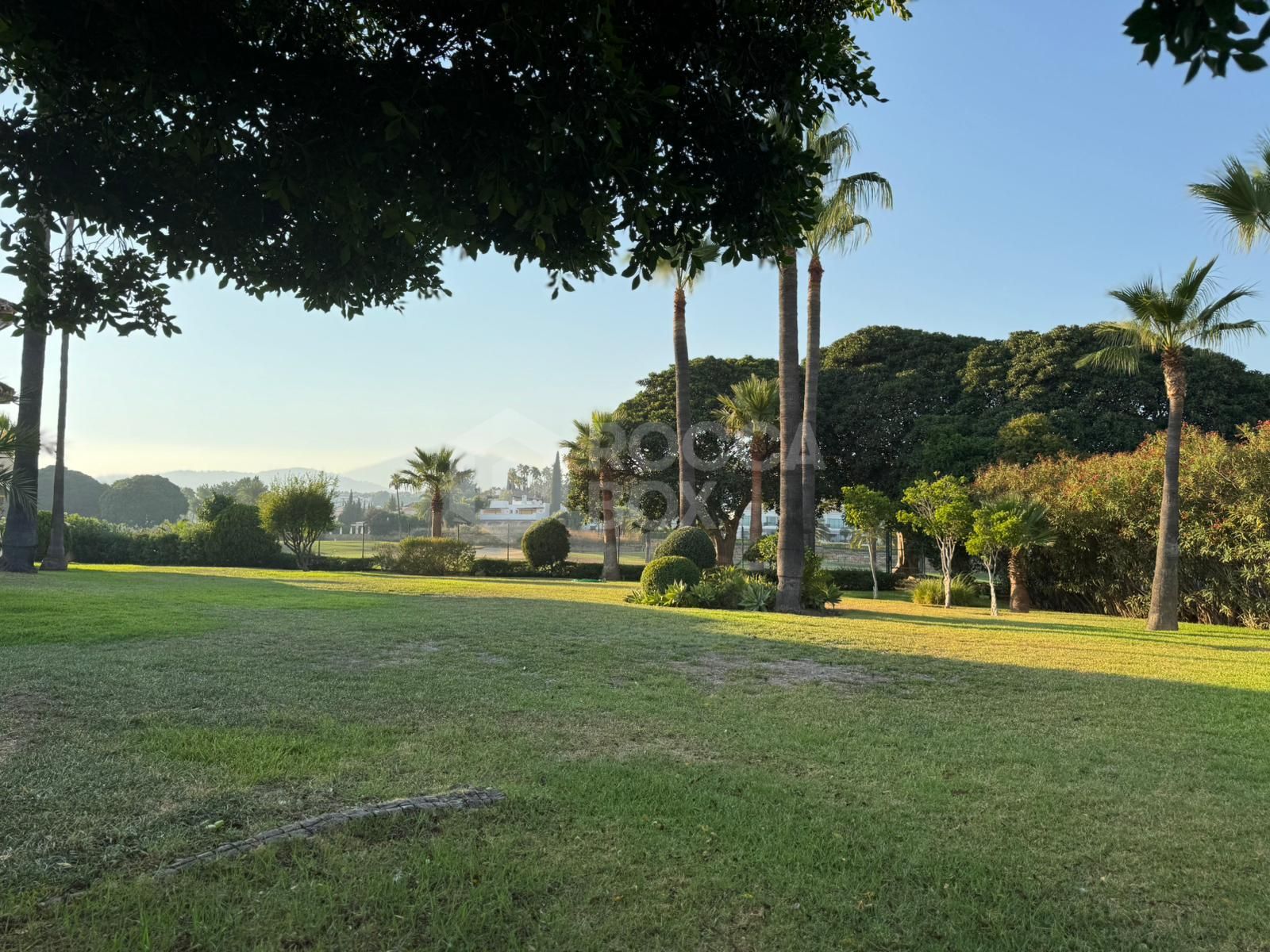 Duplex for sale in Las Brisas Country Club Nueva Andalucia