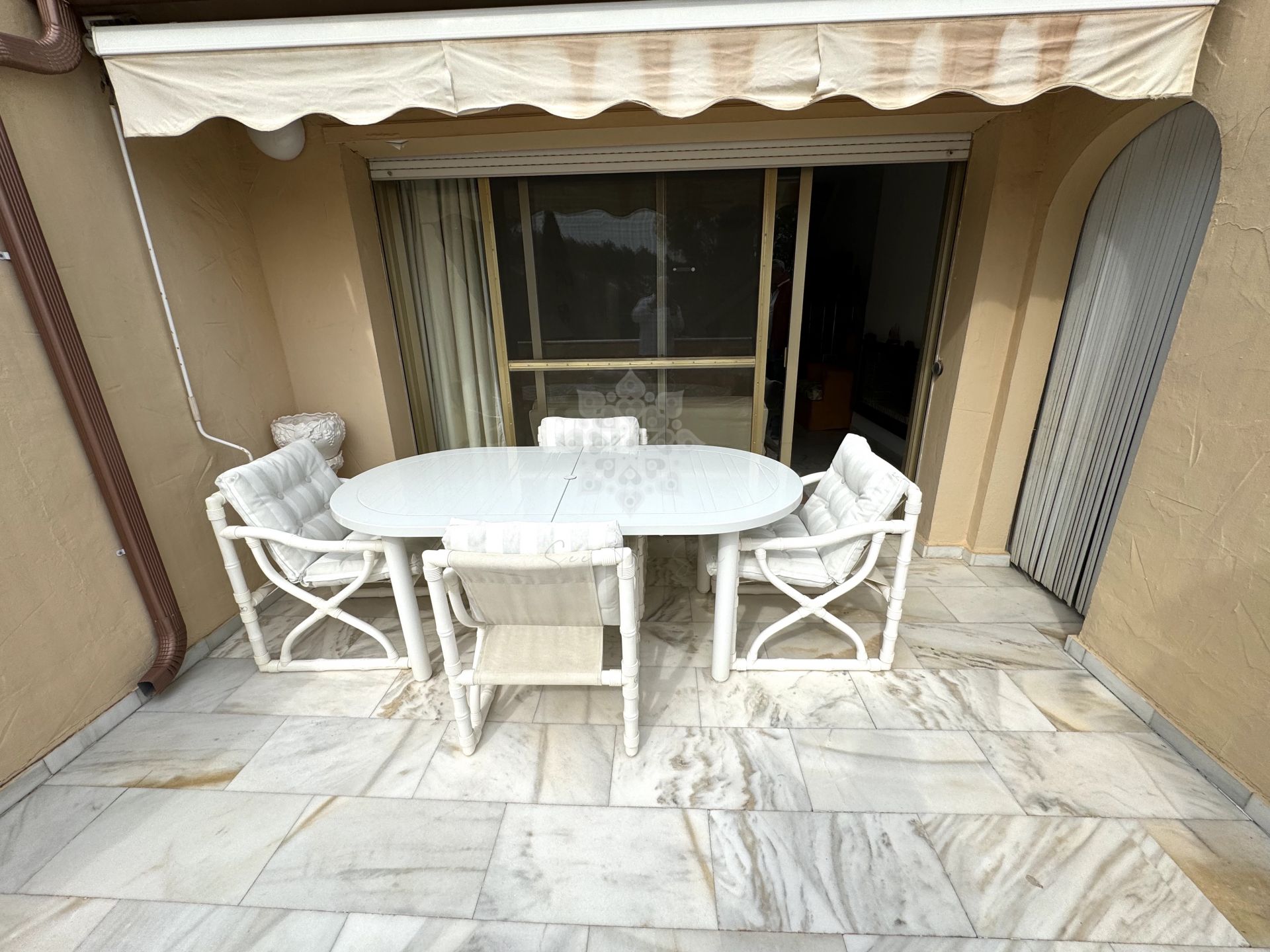 Duplex in Country Club Las Brisas, Marbella