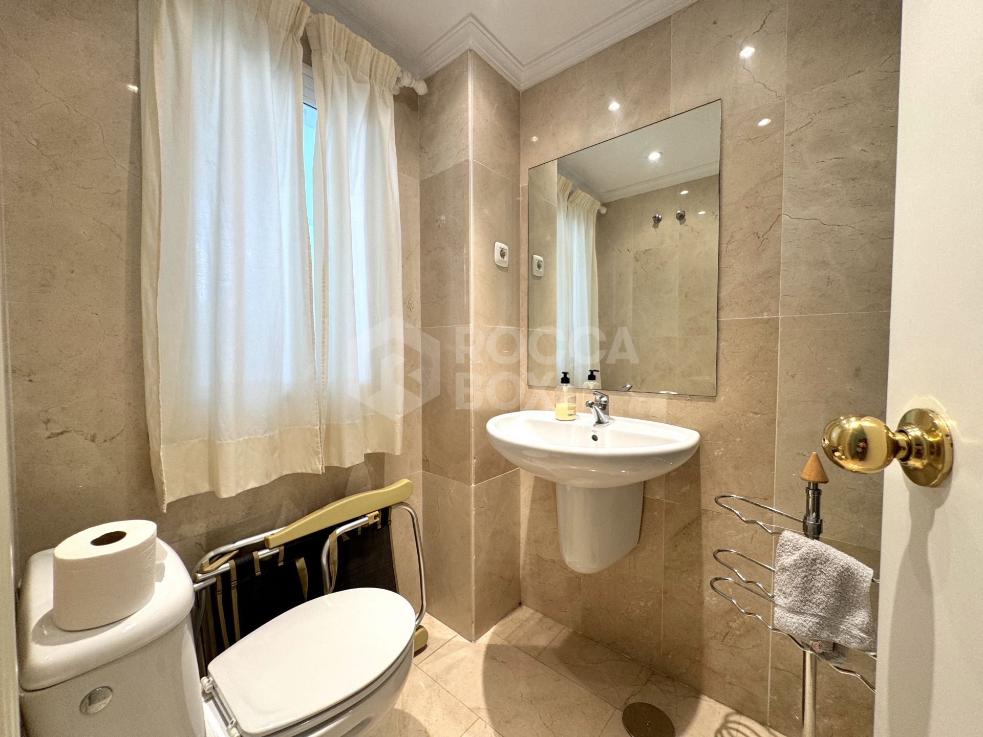 Townhouse for sale in Atalaya Estepona