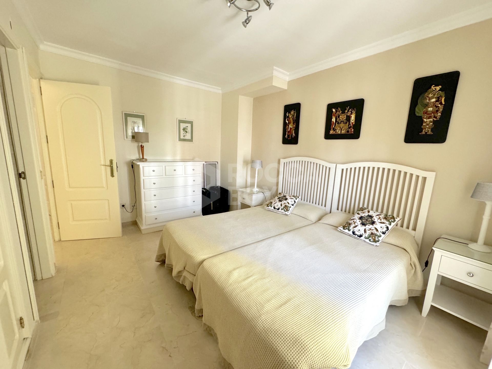 Townhouse for sale in Atalaya Estepona