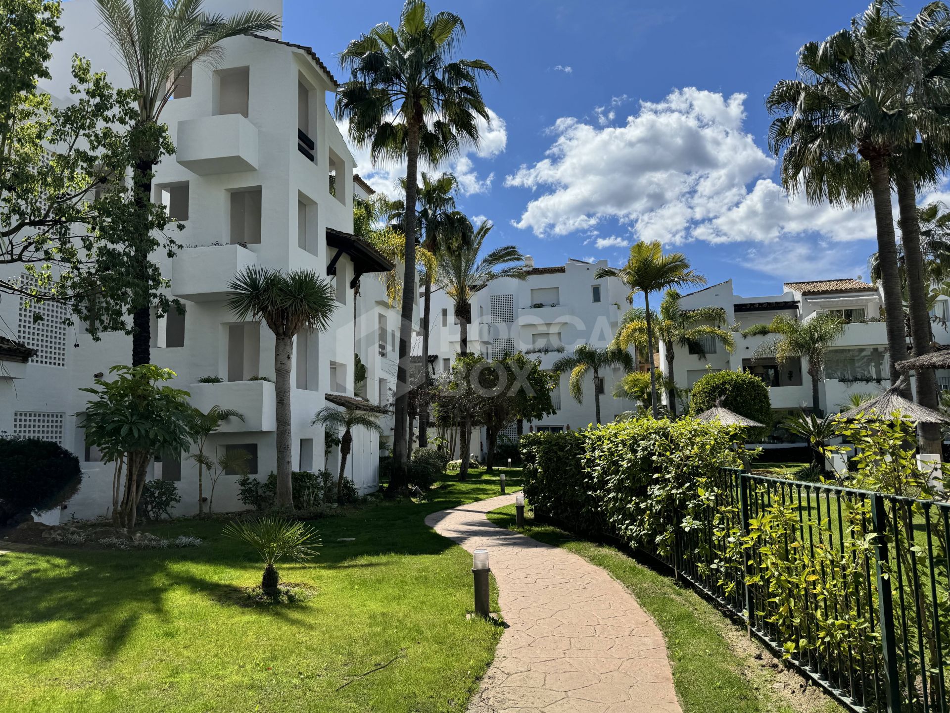 Exclusive Apartment for Sale in Costalita Urbanization, Estepona - New Golden Mile