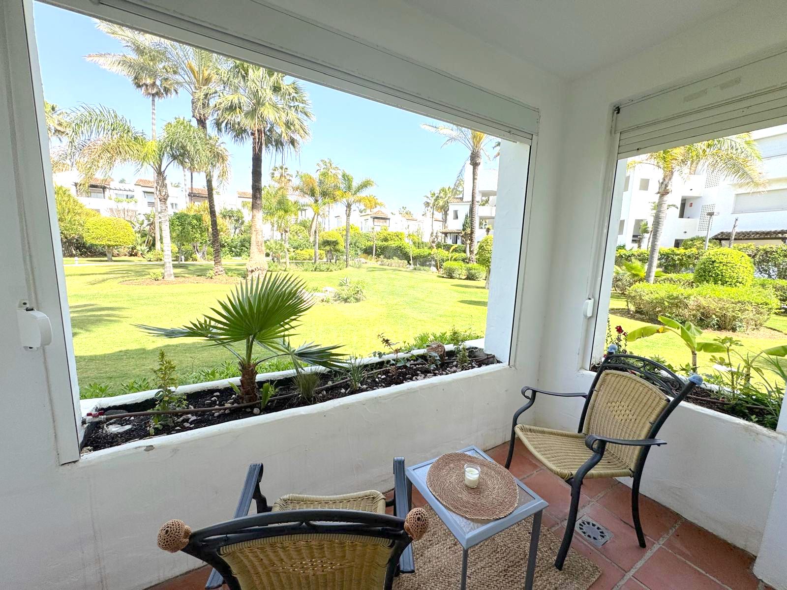Apartamento Planta Baja en Costalita, Estepona