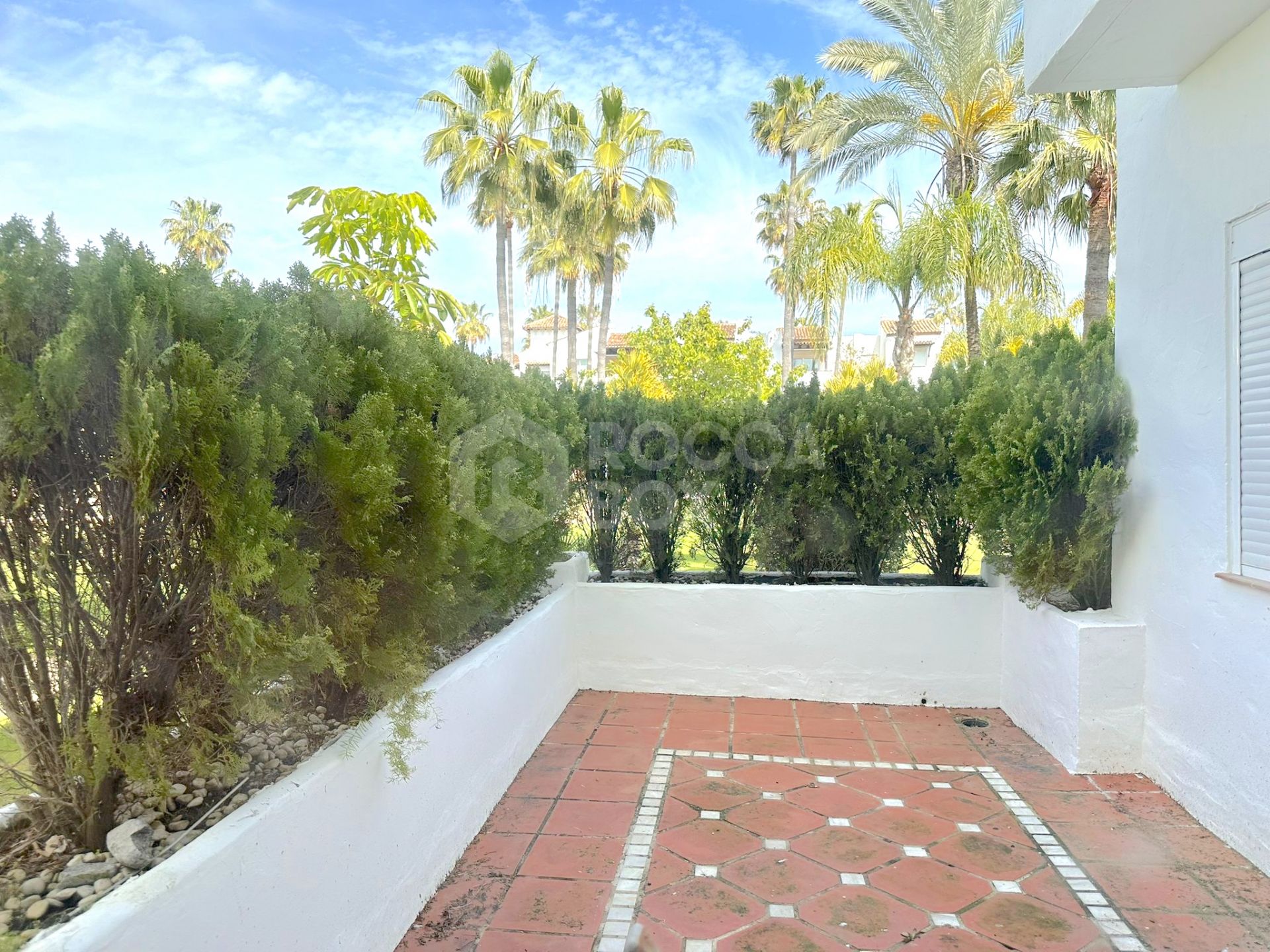 Exclusive Apartment for Sale in Costalita Urbanization, Estepona - New Golden Mile