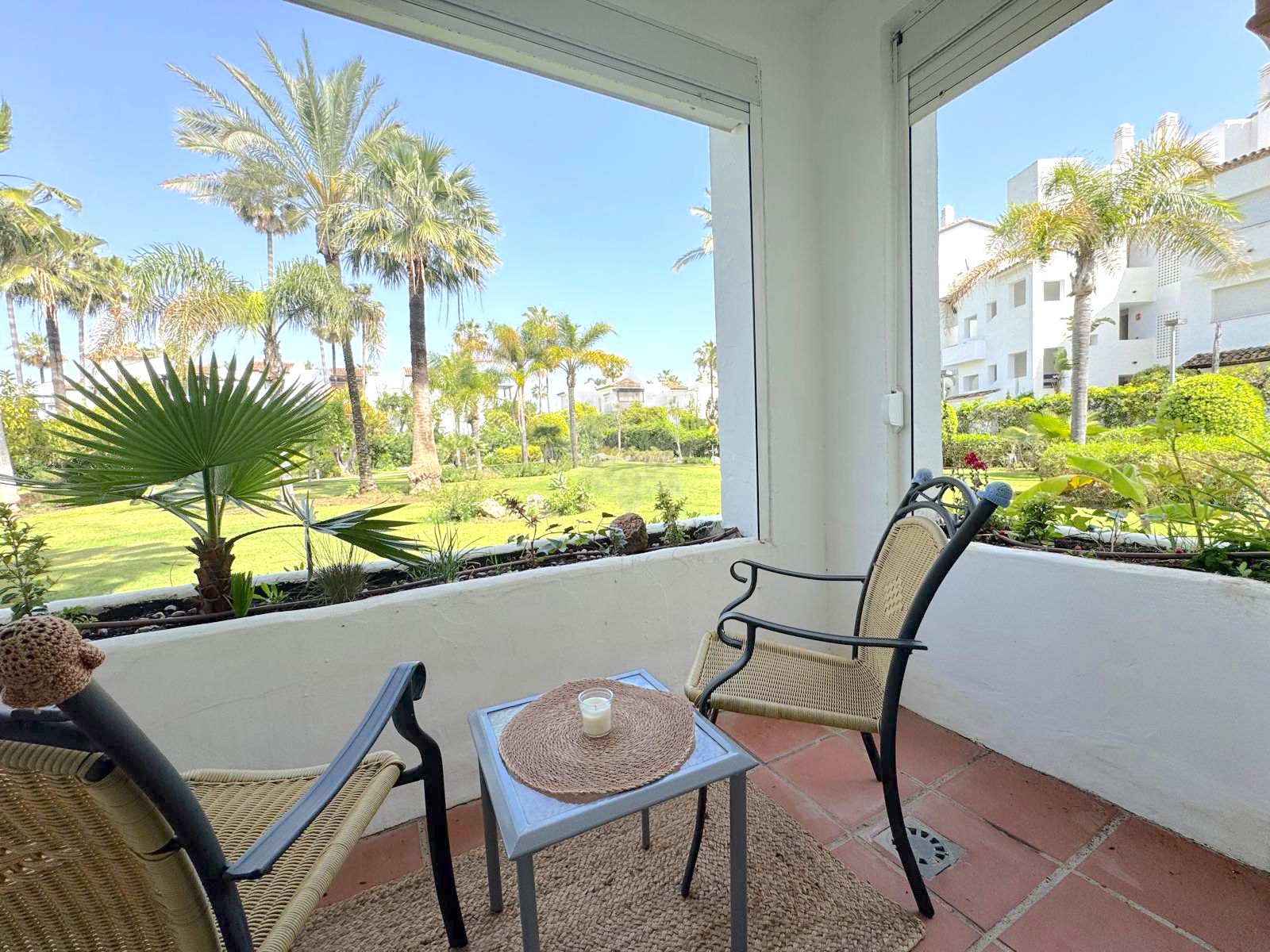 Apartament na parterze w Costalita, Estepona