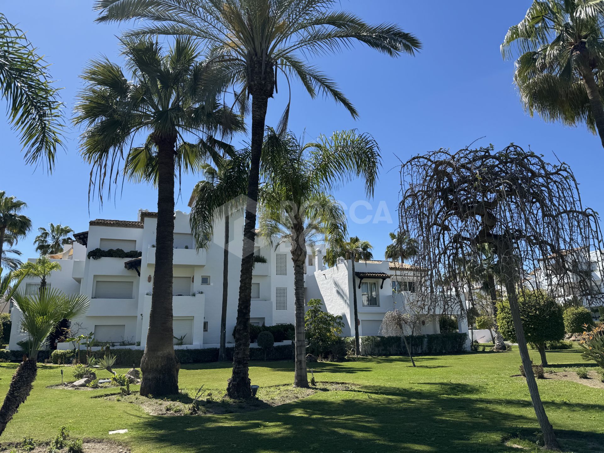 Exclusive Apartment for Sale in Costalita Urbanization, Estepona - New Golden Mile