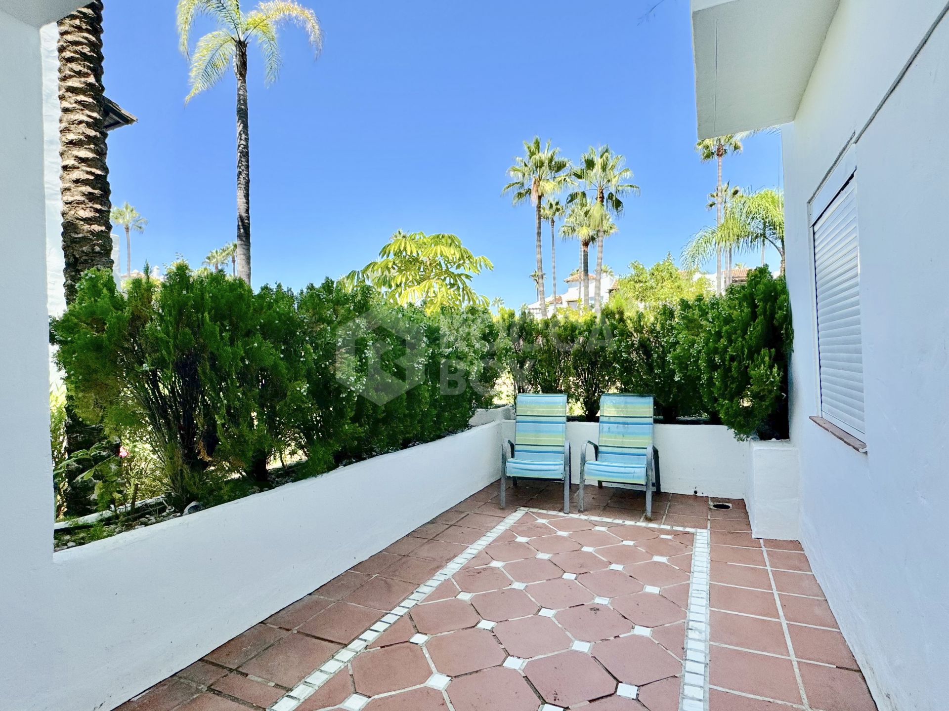 Exclusive Apartment for Sale in Costalita Urbanization, Estepona - New Golden Mile