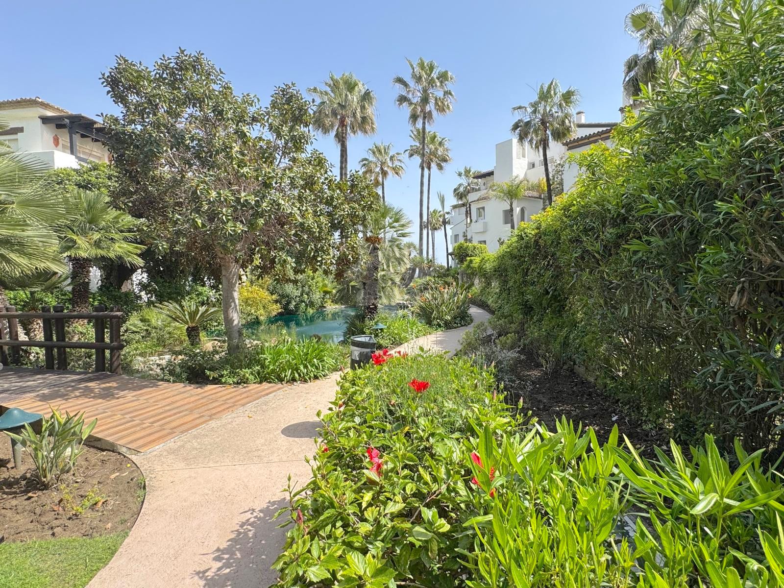 Apartament na parterze w Costalita, Estepona