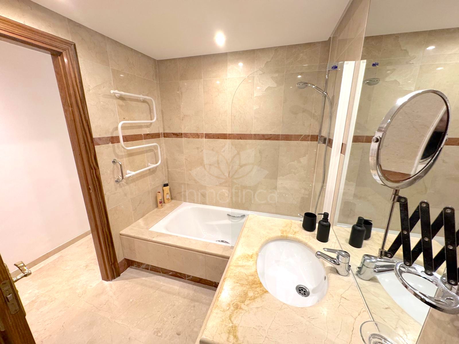 Apartamento Planta Baja en Costalita, Estepona