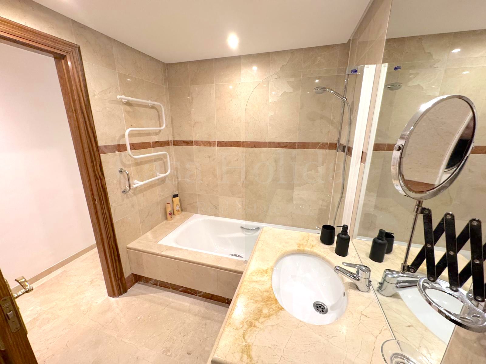 Ground Floor Apartment in Costalita, Estepona