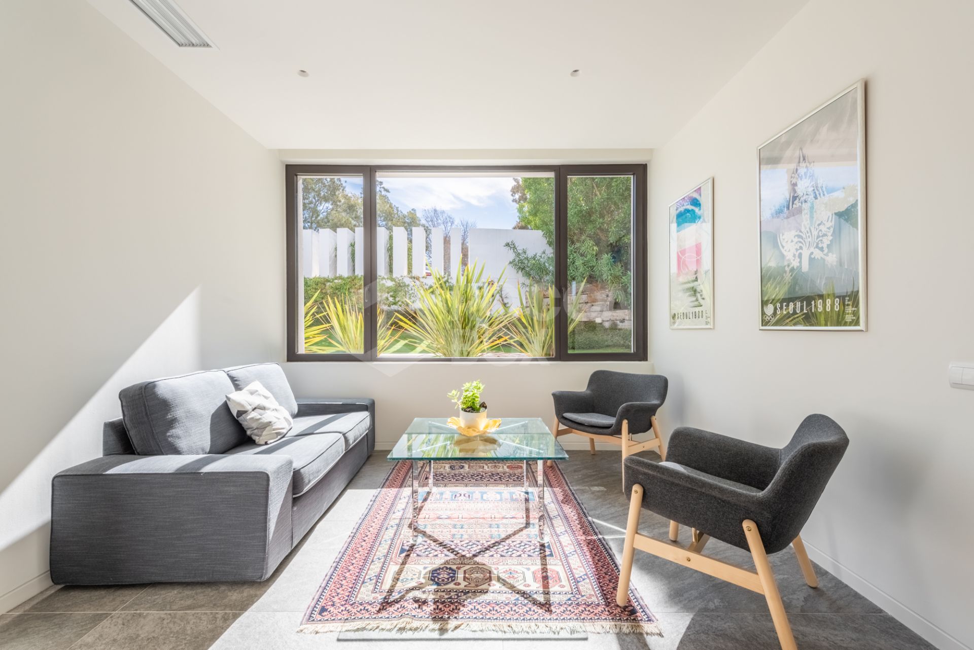 Multilevel contemporary style villa in a quiet location at the end of a cul-de-sac with views to the Almenara Golf Course.