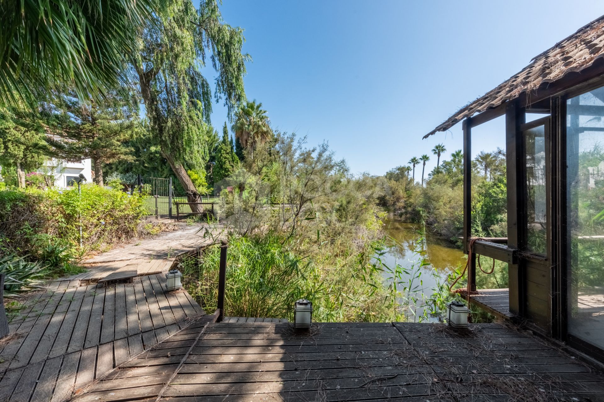 Charming Andalucian style villa in the heart of the Kings and Queens area, Sotogrande Costa.