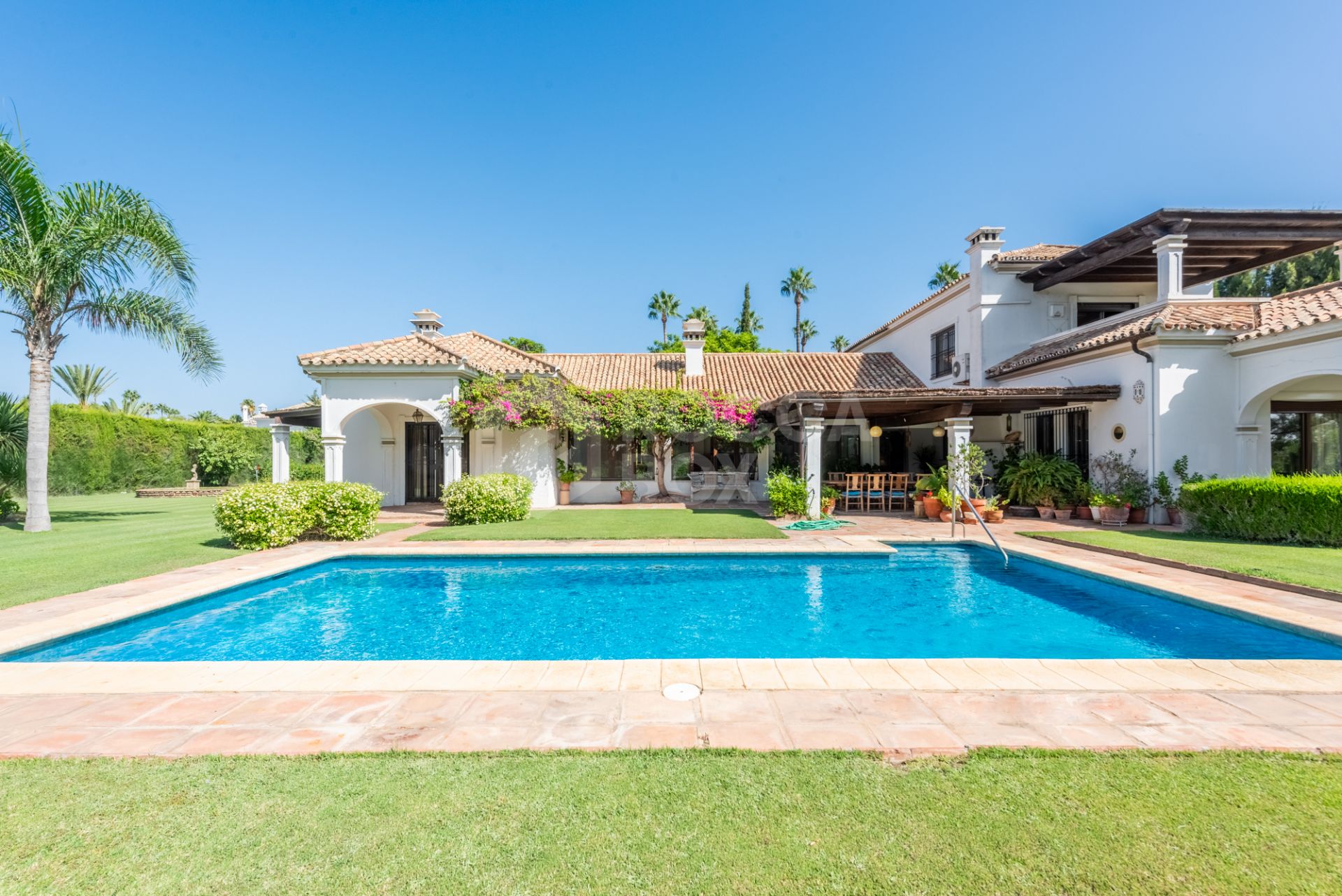 Charming Andalucian style villa in the heart of the Kings and Queens area, Sotogrande Costa.