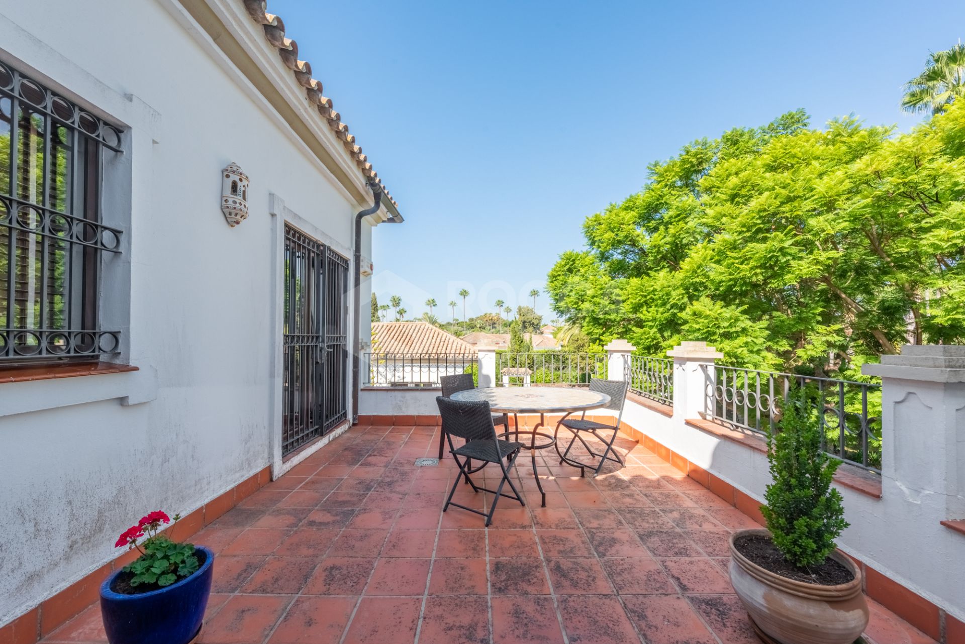 Charming Andalucian style villa in the heart of the Kings and Queens area, Sotogrande Costa.