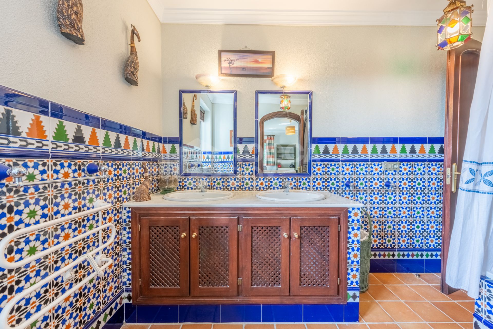 Charming Andalucian style villa in the heart of the Kings and Queens area, Sotogrande Costa.