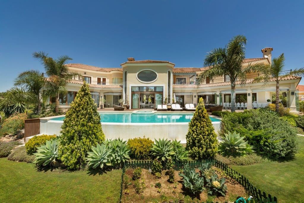 ESPECTACULAR VILLA MUY PRIVADA CON INCREIBLES VISTAS PANORAMICAS.