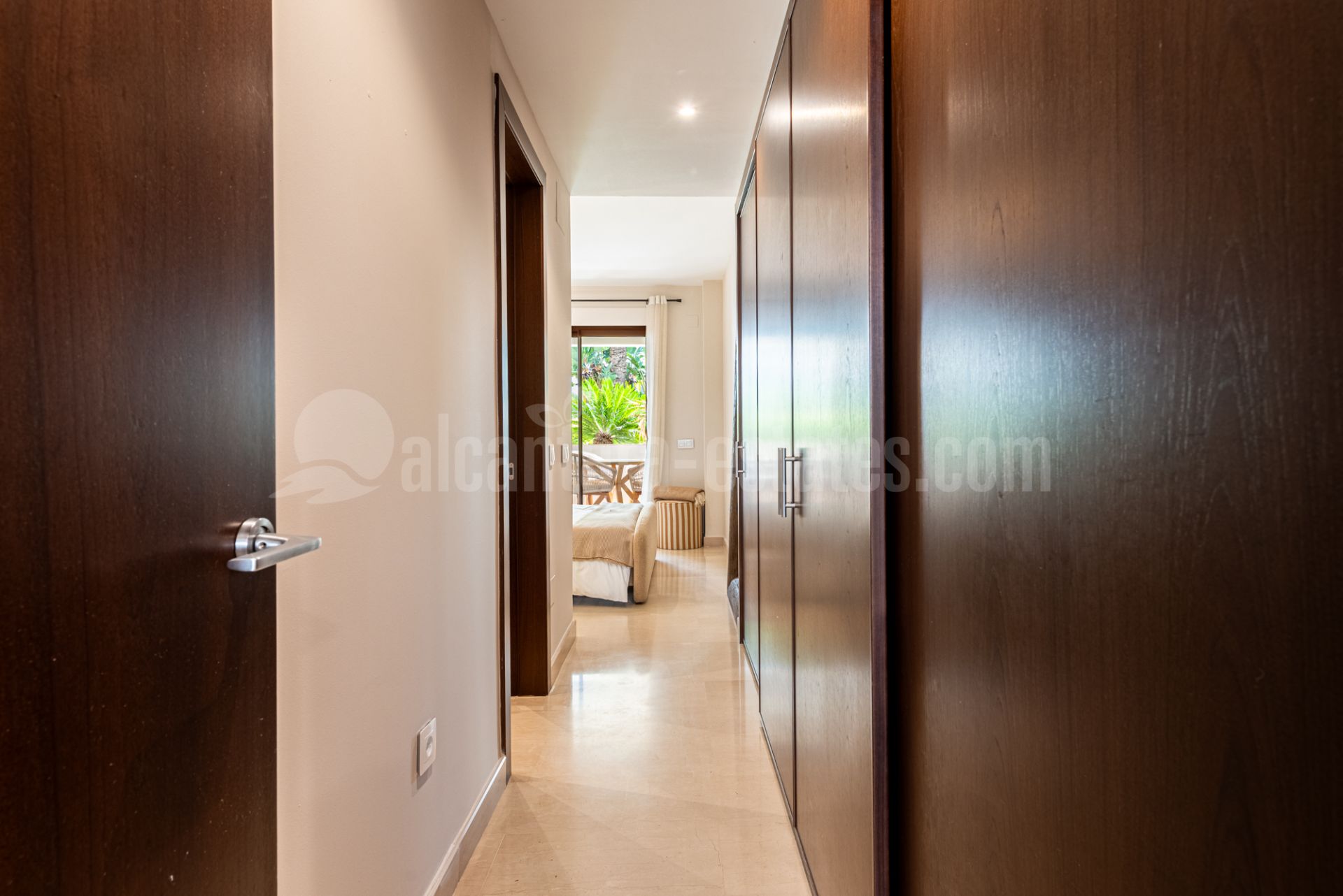 Ground Floor Apartment in Medina de Banús, Marbella