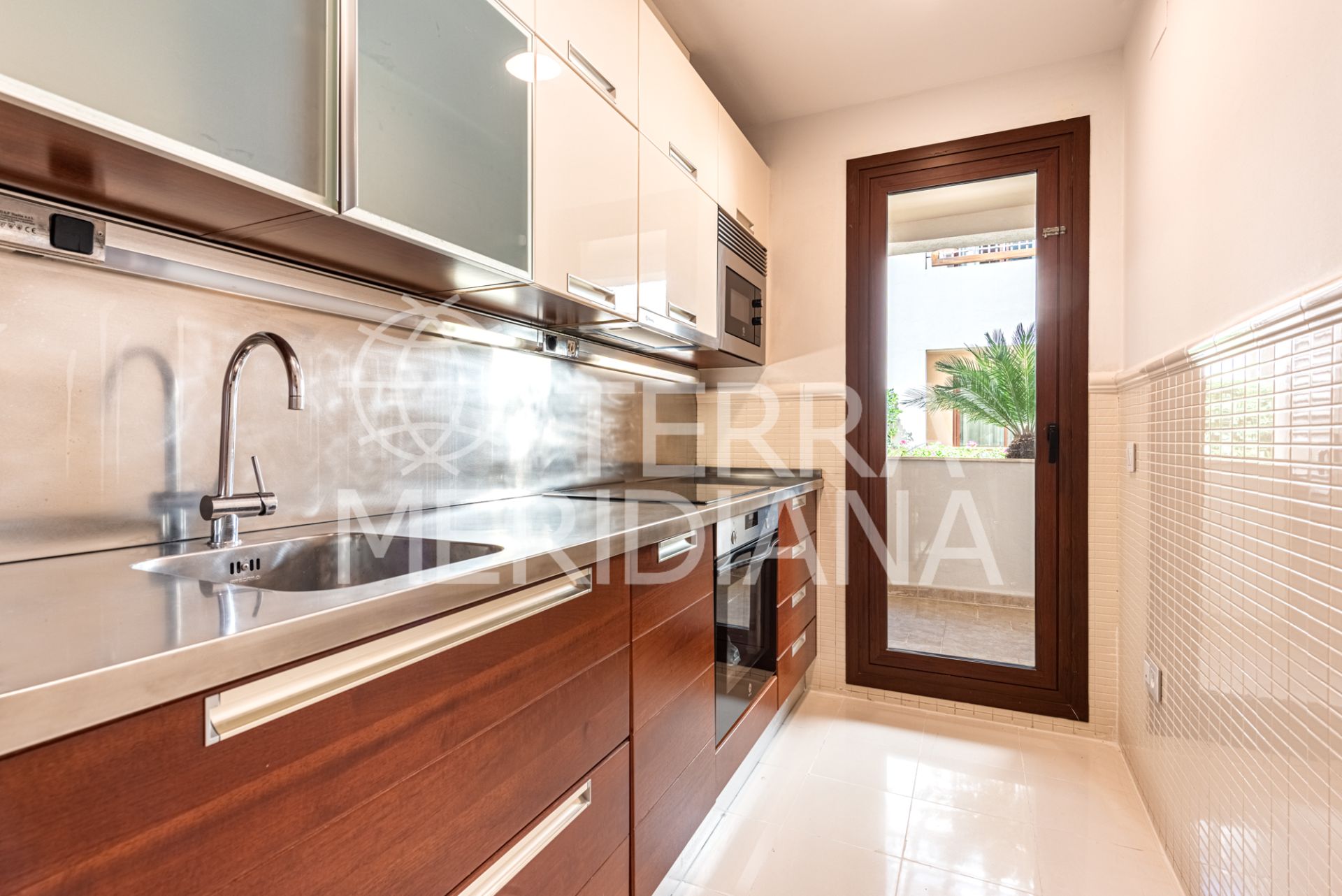 Ground Floor Apartment in Medina de Banús, Marbella
