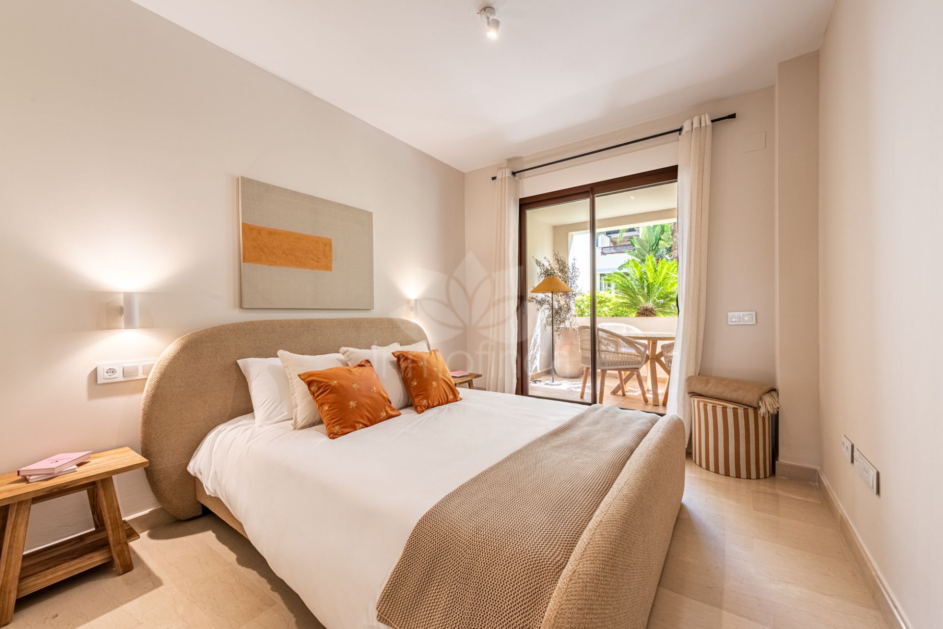 Apartamento Planta Baja en Medina de Banús, Marbella