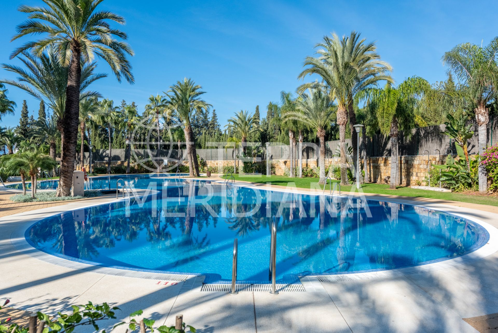 Ground Floor Apartment in Medina de Banús, Marbella
