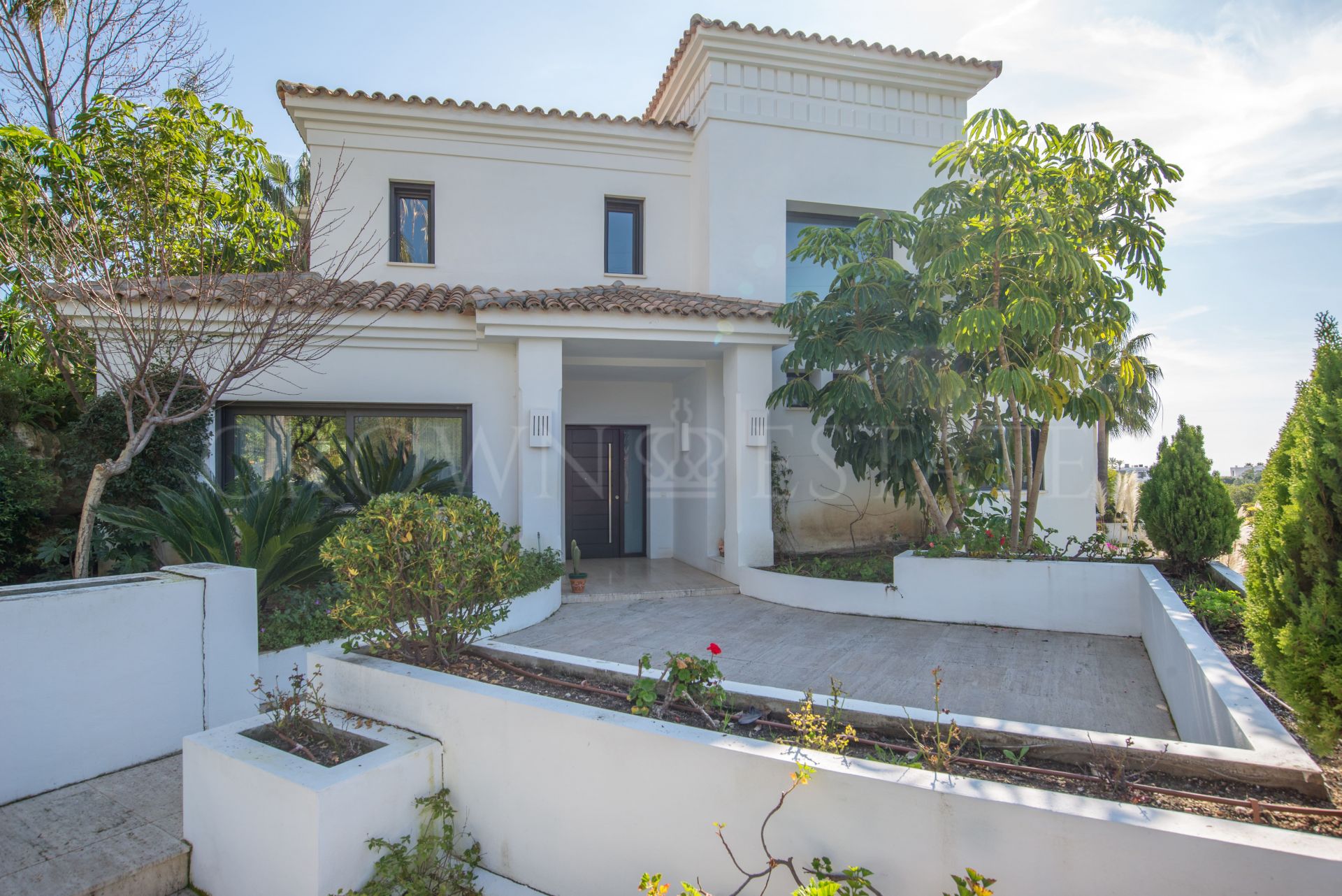 Villa in Las Lomas de Marbella Club, in gated community and 24 hour security
