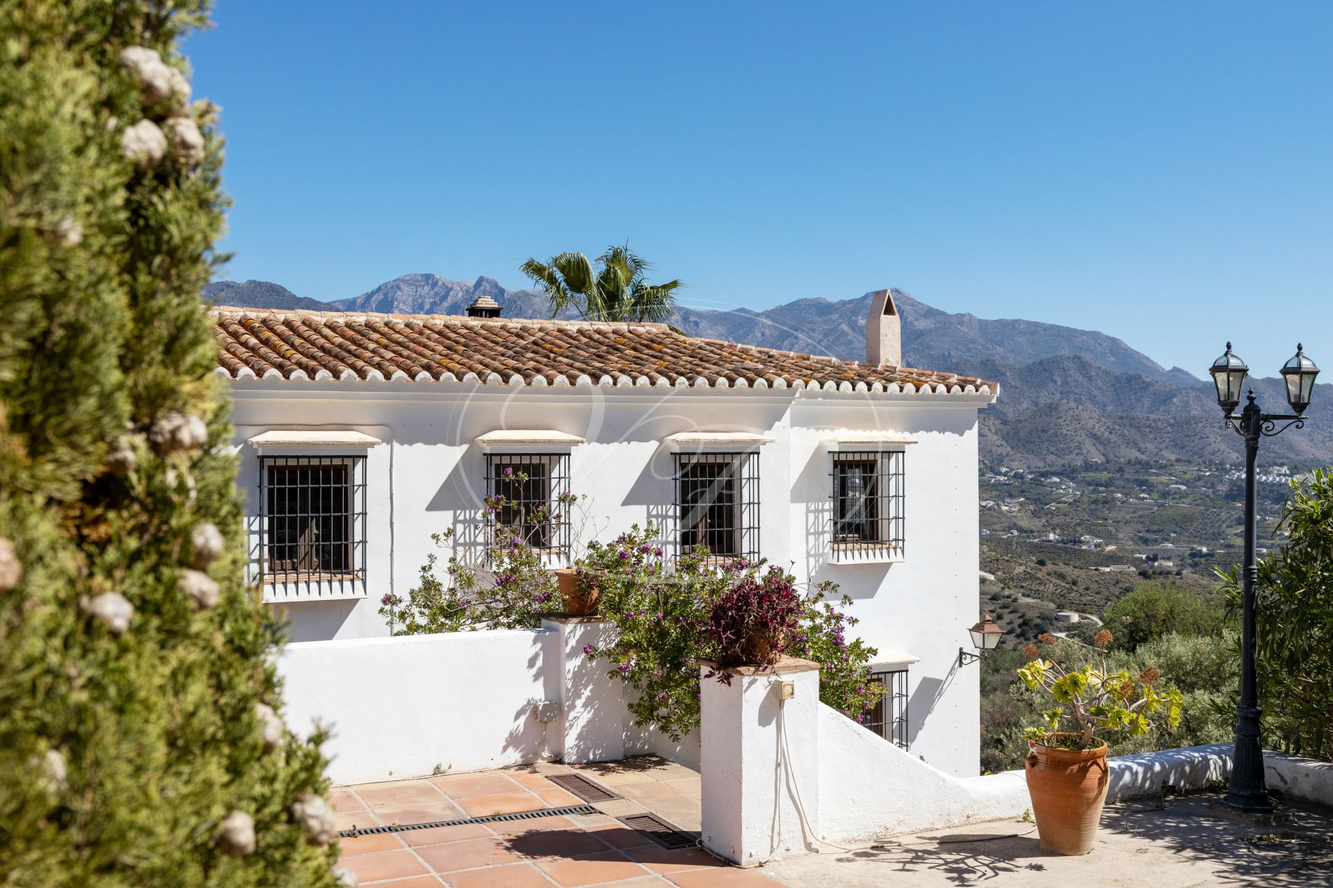Country House for sale in Torrox