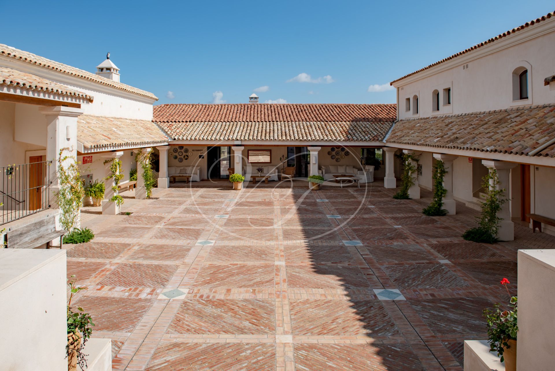 Estate for sale in Seville