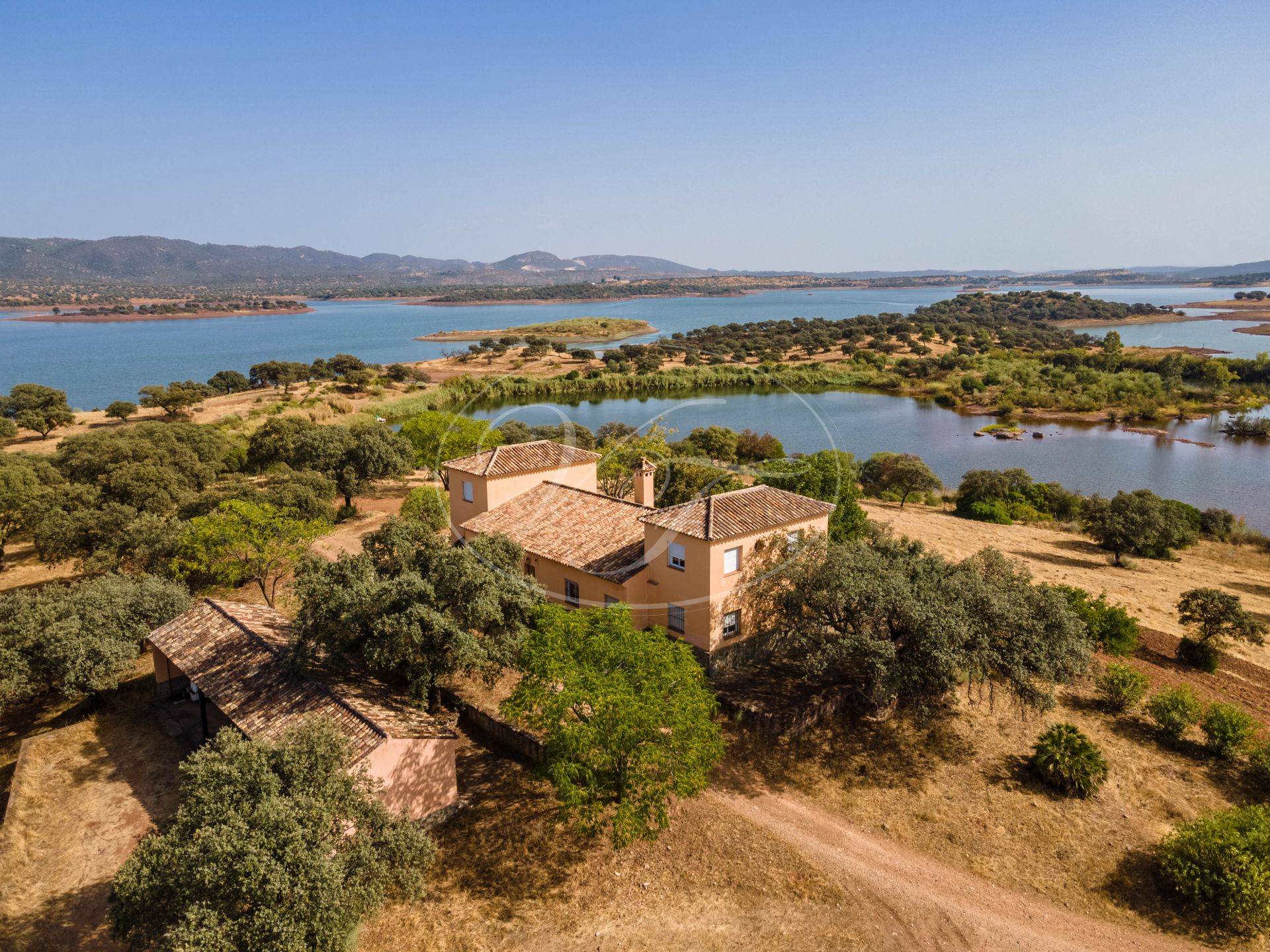 Estate for sale in Seville