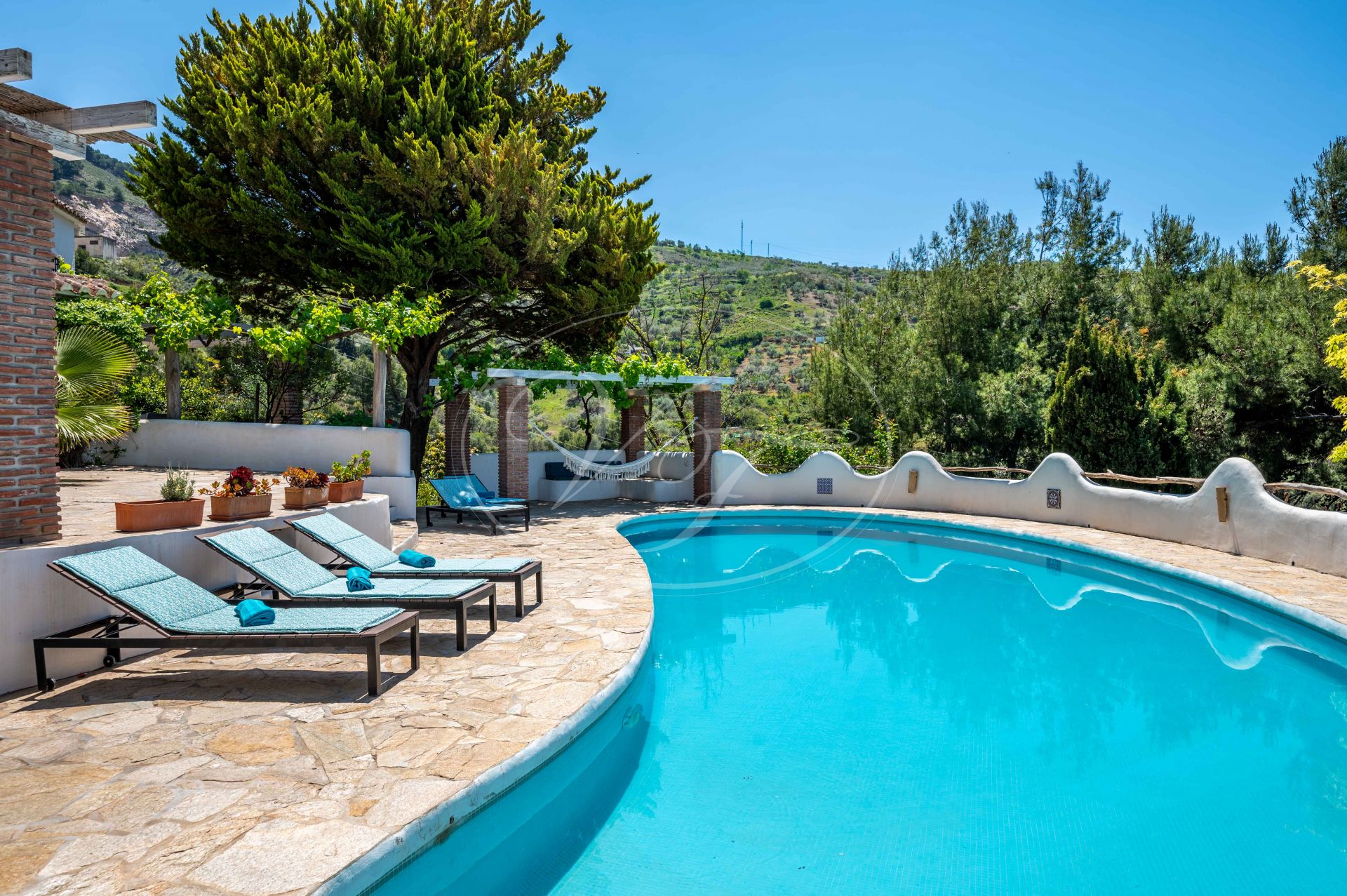 Country House for sale in Alcaucin