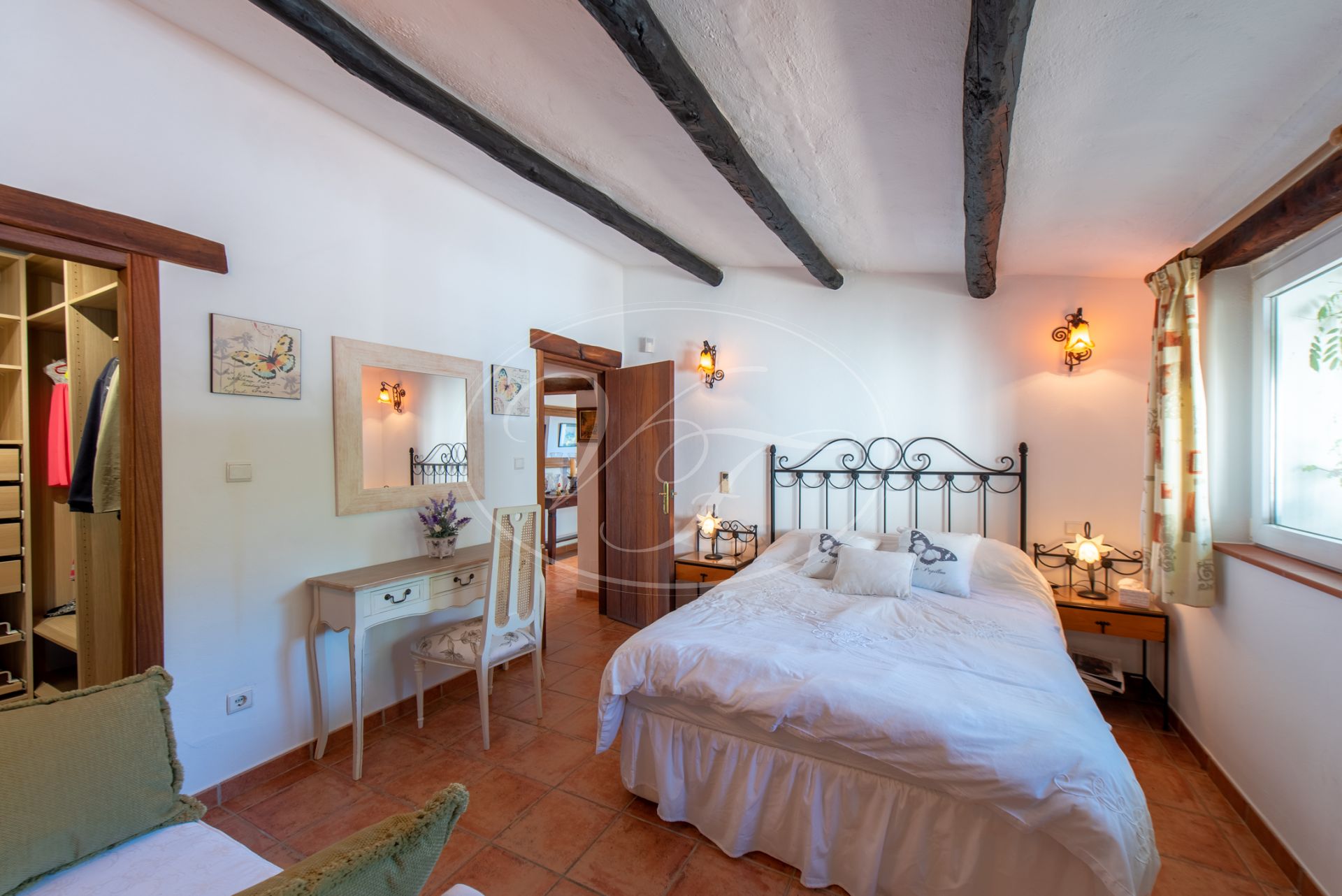 Country House for sale in Casares