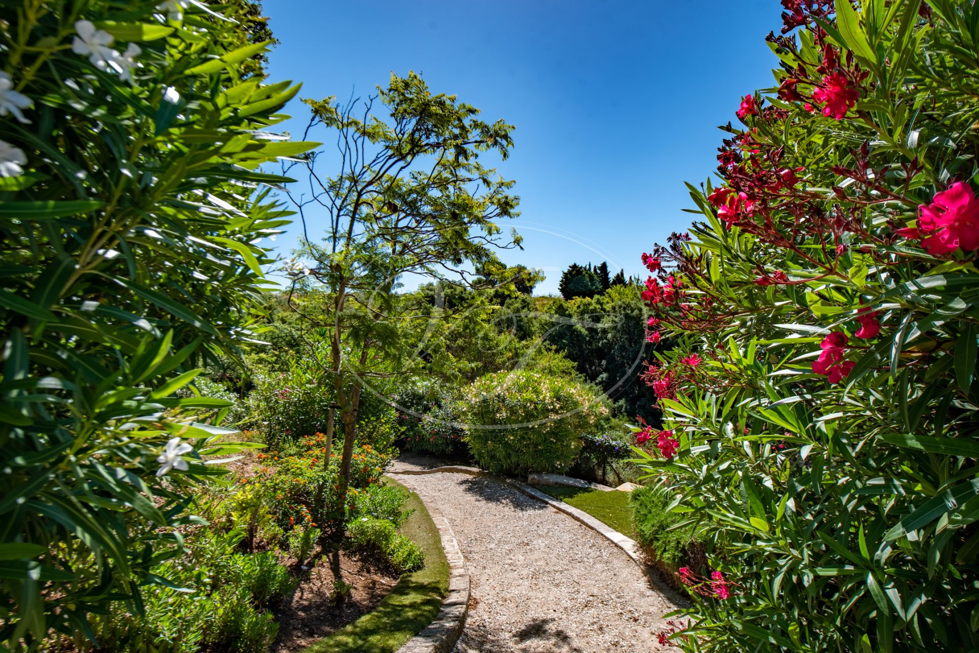 Country House for sale in Casares