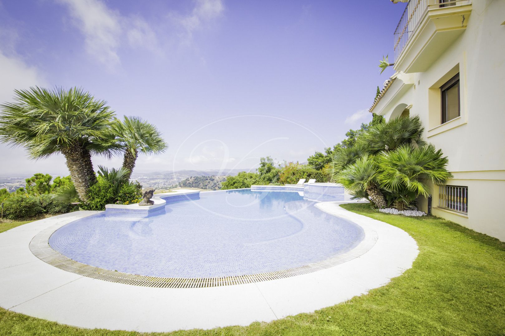 Casa de Campo en venta en Estepona