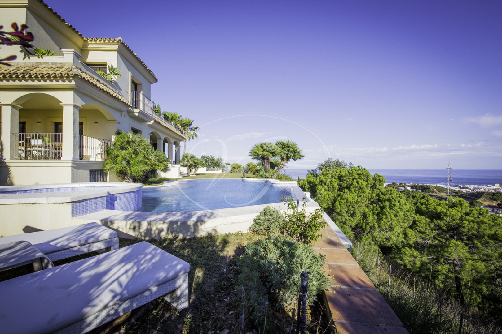 Casa de Campo en venta en Estepona