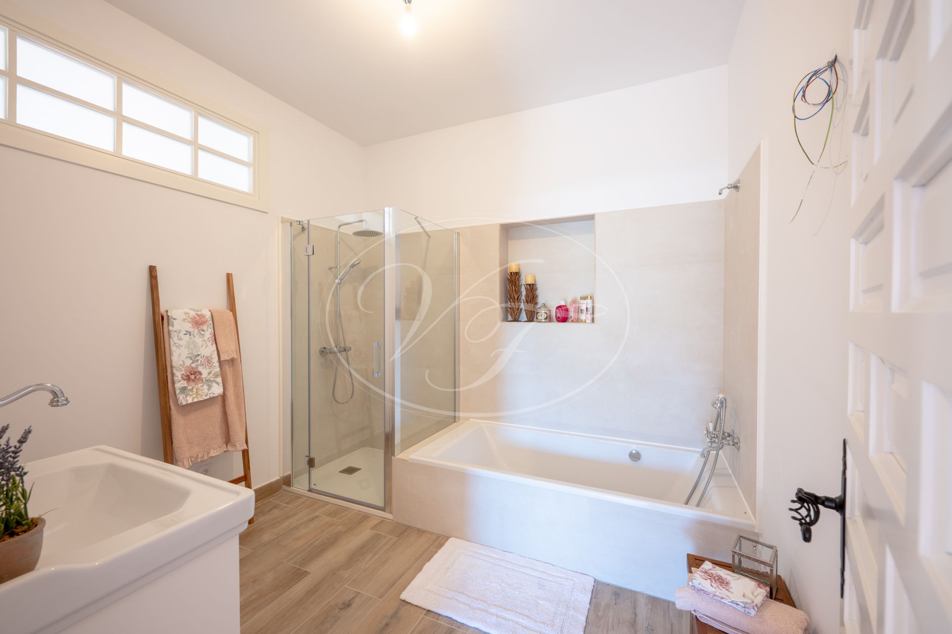 Country House for sale in Casares