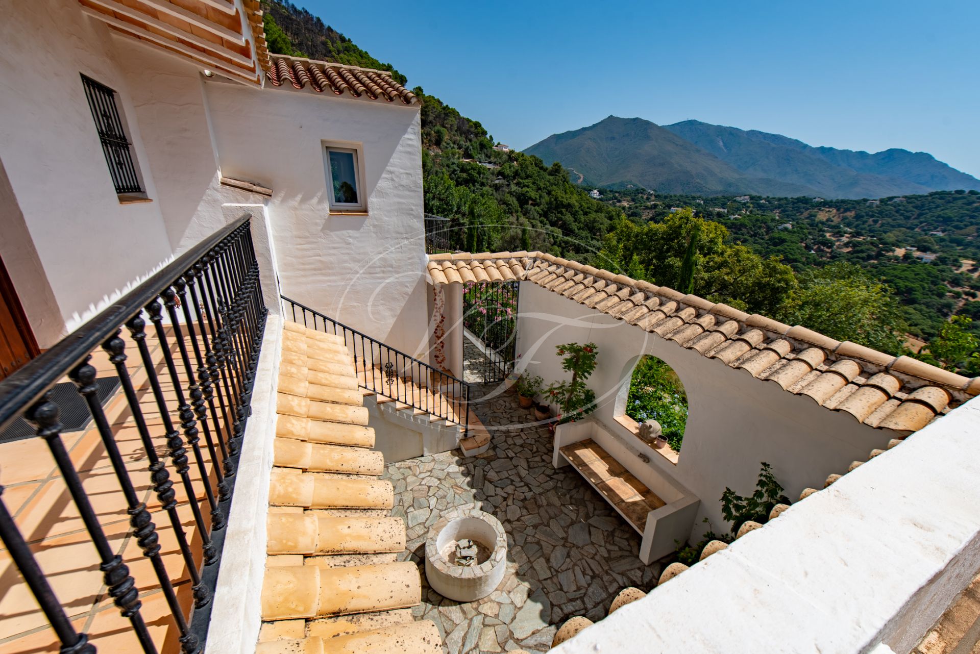 Country House for sale in Casares